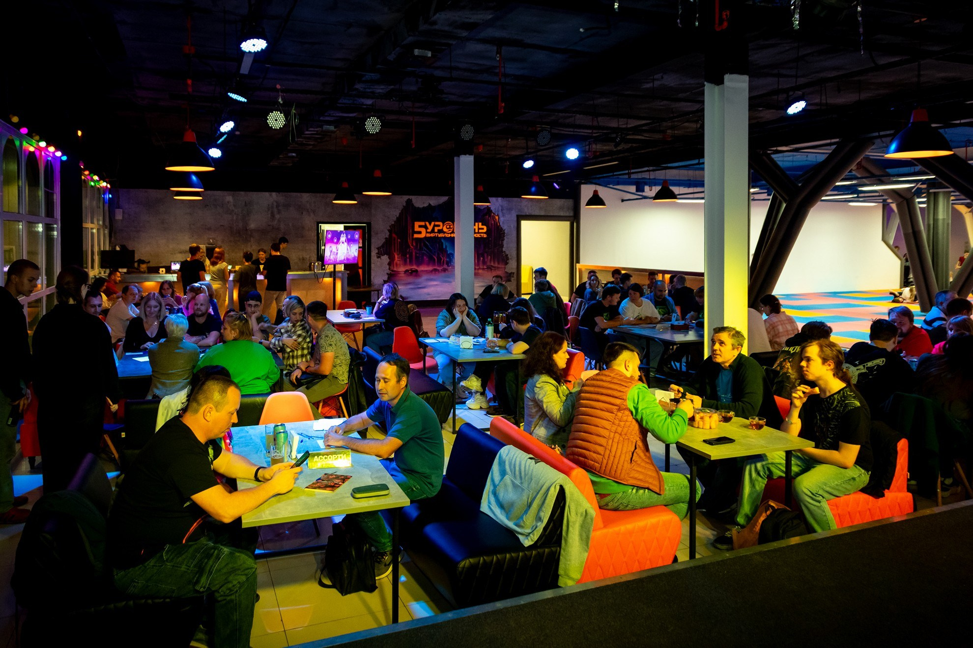 КВИЗ 5й Уровень. Свадебный и репортажный фотограф в Москве и Московской области