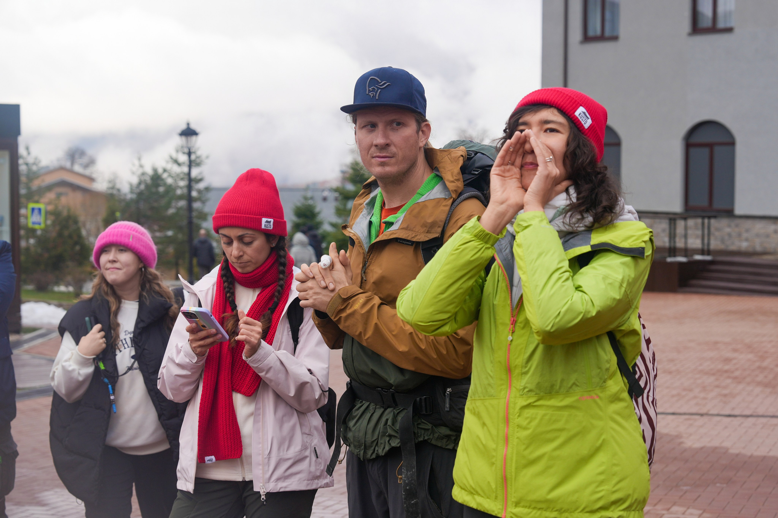 MICE мероприятие — хайкинг на курорте Роза Хутор. Репортажный фотограф в Красной Поляне и Сочи Павлюченко Екатерина