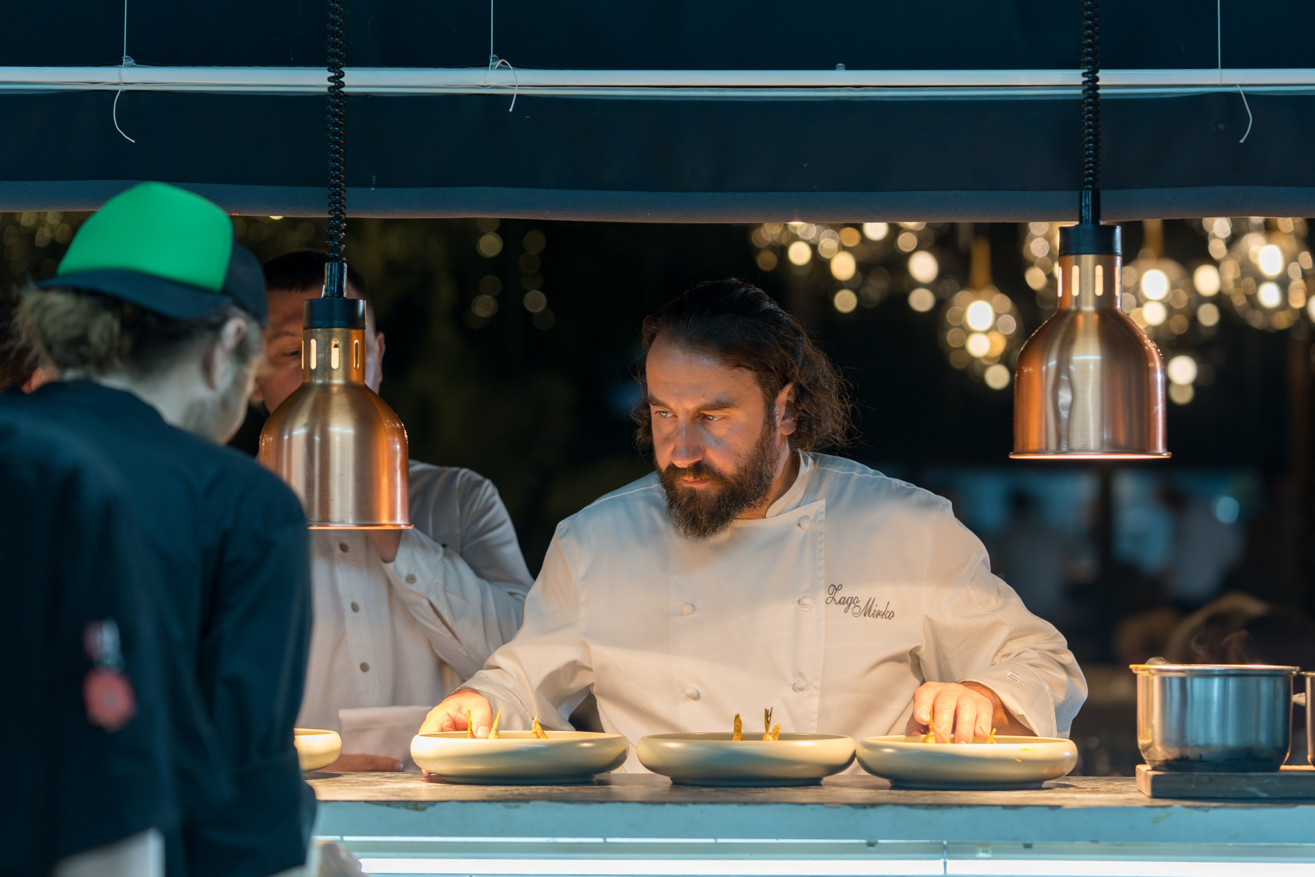 Гастрономический ужин «Лесная Италия» с Мирко Дзаго в ресторане RiverSide. Репортажный фотограф в Красной Поляне и Сочи Павлюченко Екатерина