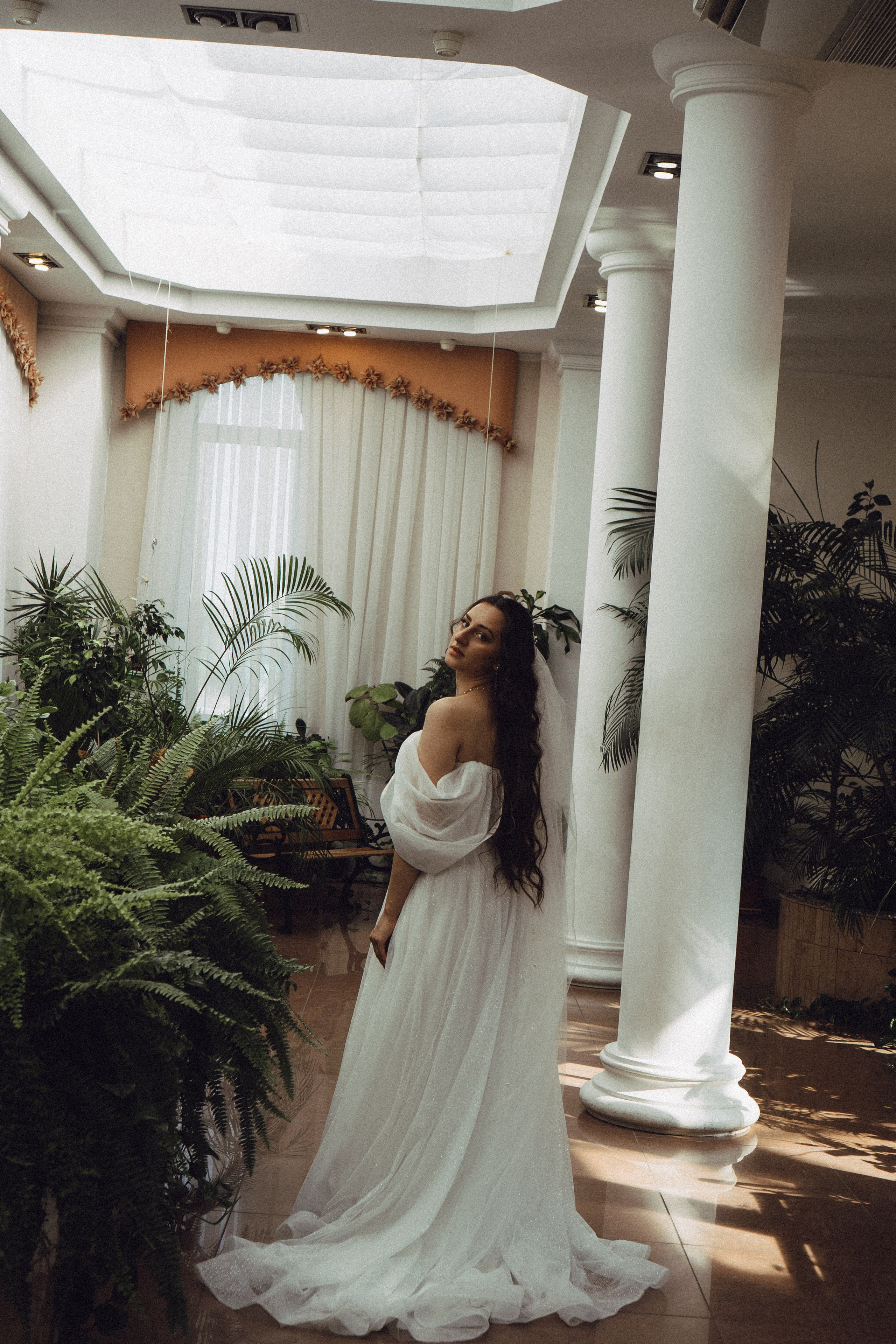 СВАДЕБНАЯ СЬЕМК В ПАРКЕ 300-ЛЕТИЯ. Профессиональный фотограф, Санкт-Петербург — Виктория Богомолова