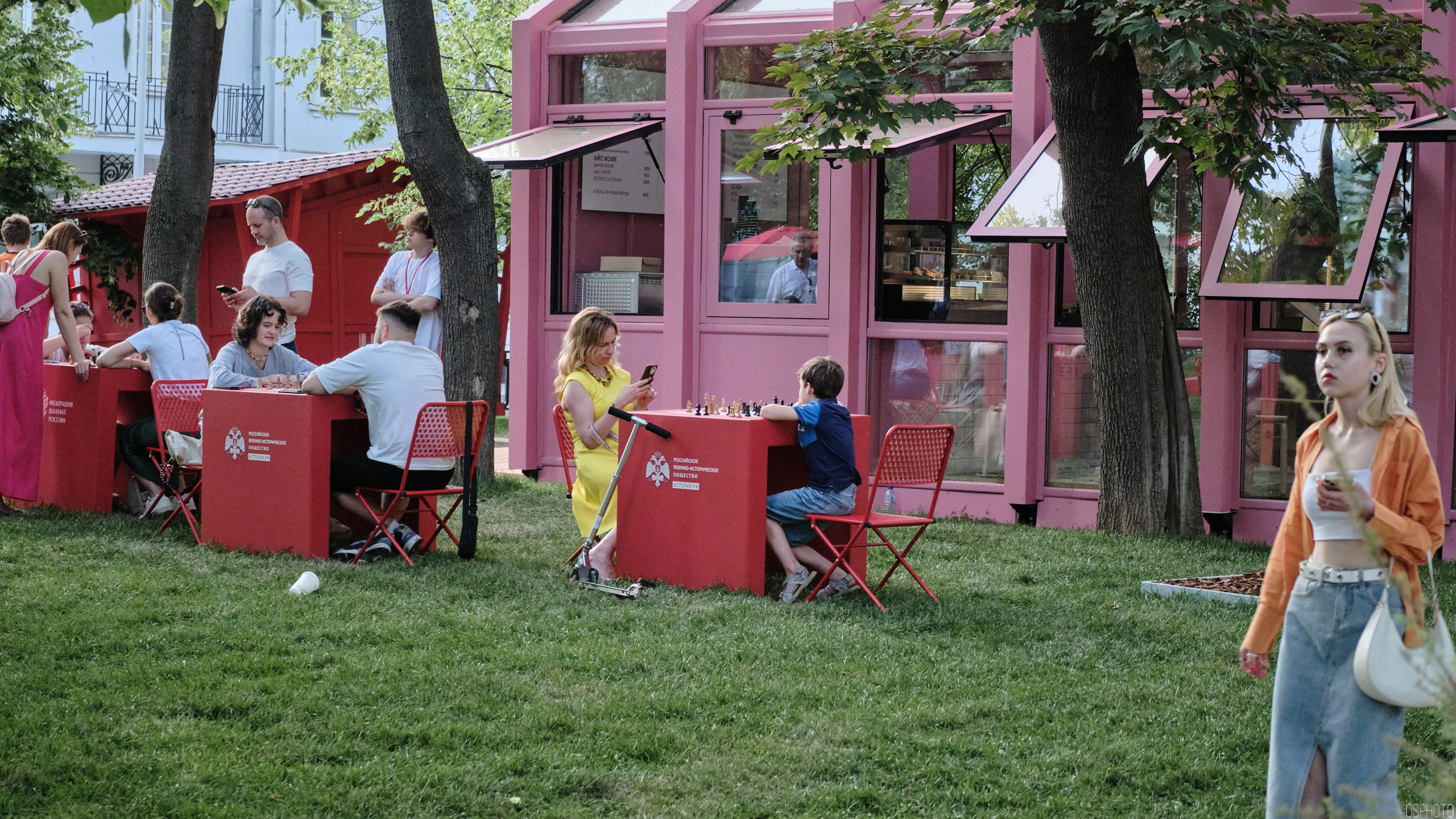 Бульвары для всех l Лето в Москве. Фотографъ Сергѣевъ. Поймать мгновеніе