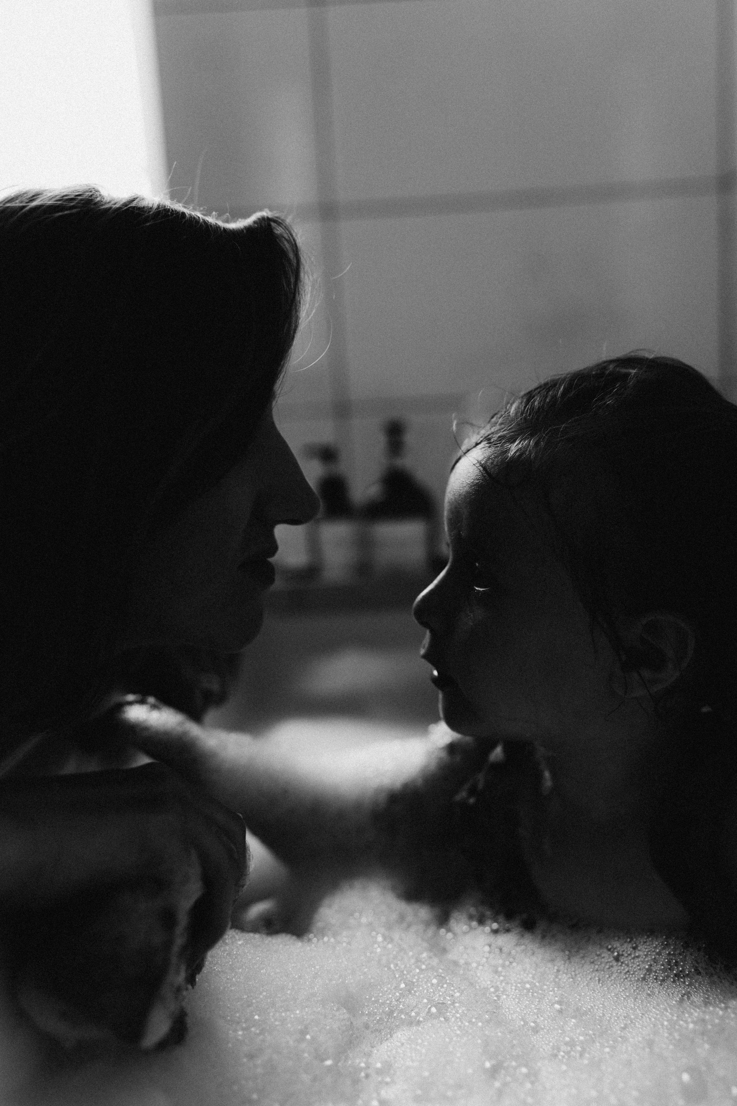 …и мама сделала пенную ванну. Семейный и домашний фотограф в Уфе Ирина Гарасюта