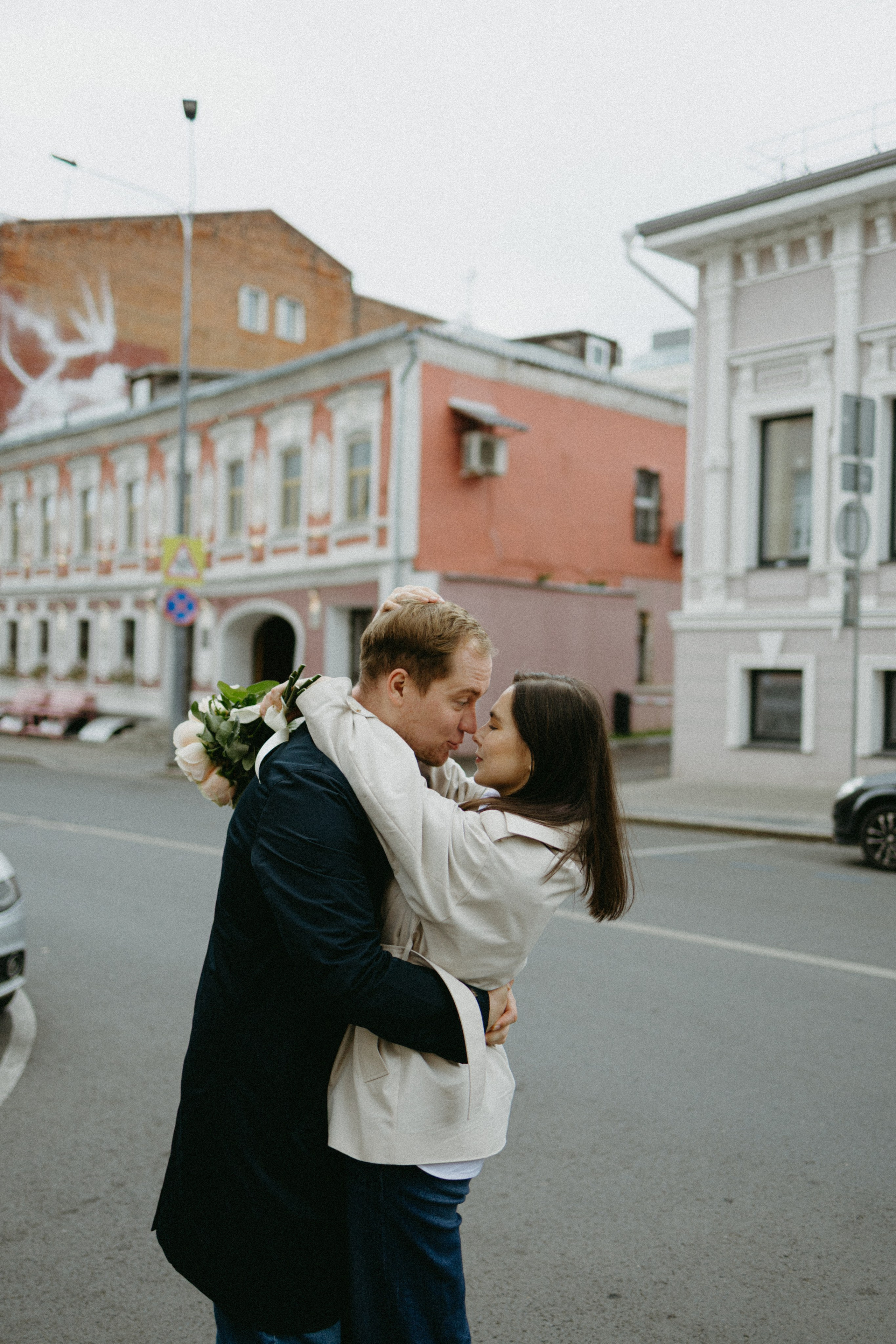 Поцелуи у фонтана. Про любовь