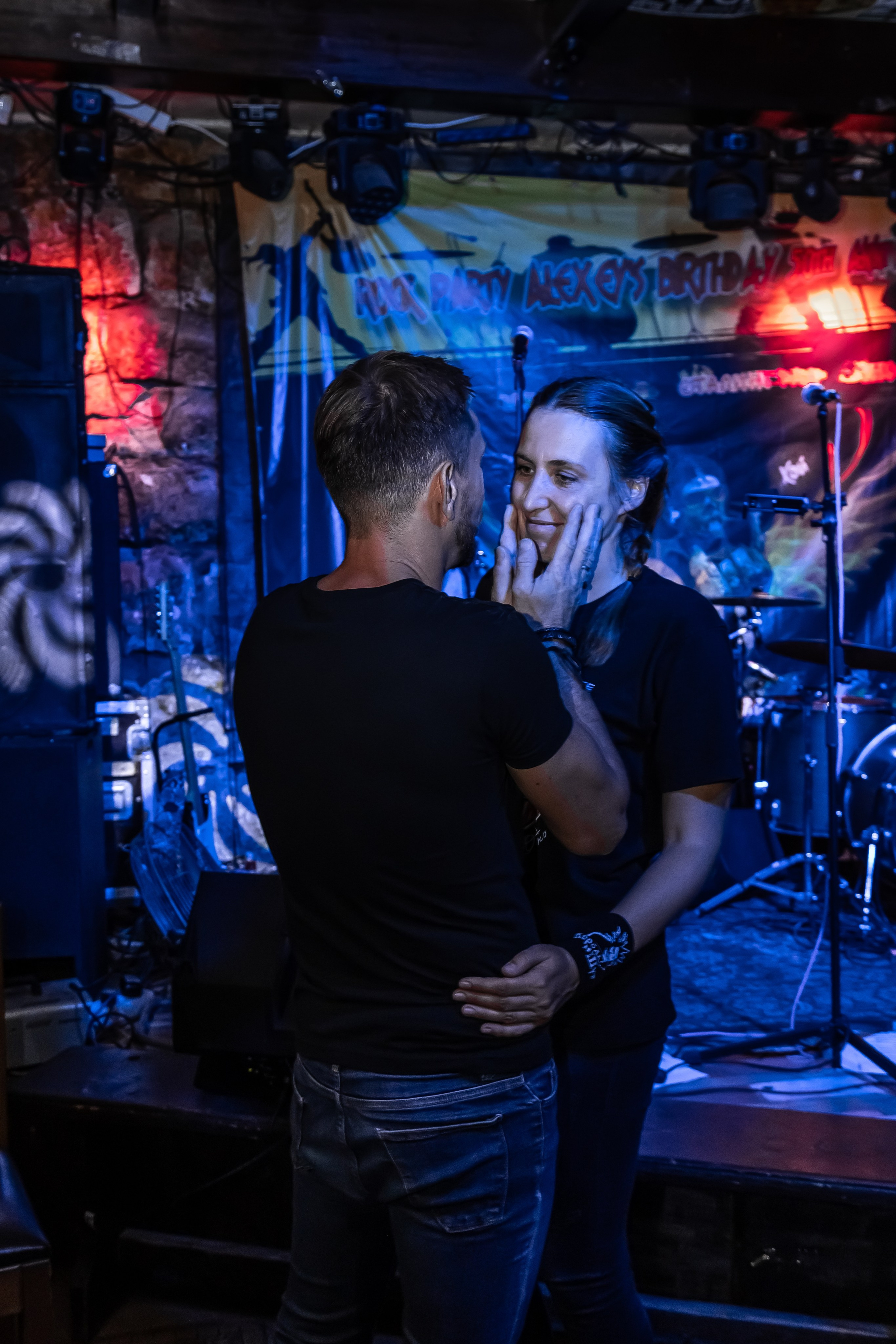 День Рождения Алексея в баре «Белая Лошадь». Фотограф в Волгограде Норченко Светлана