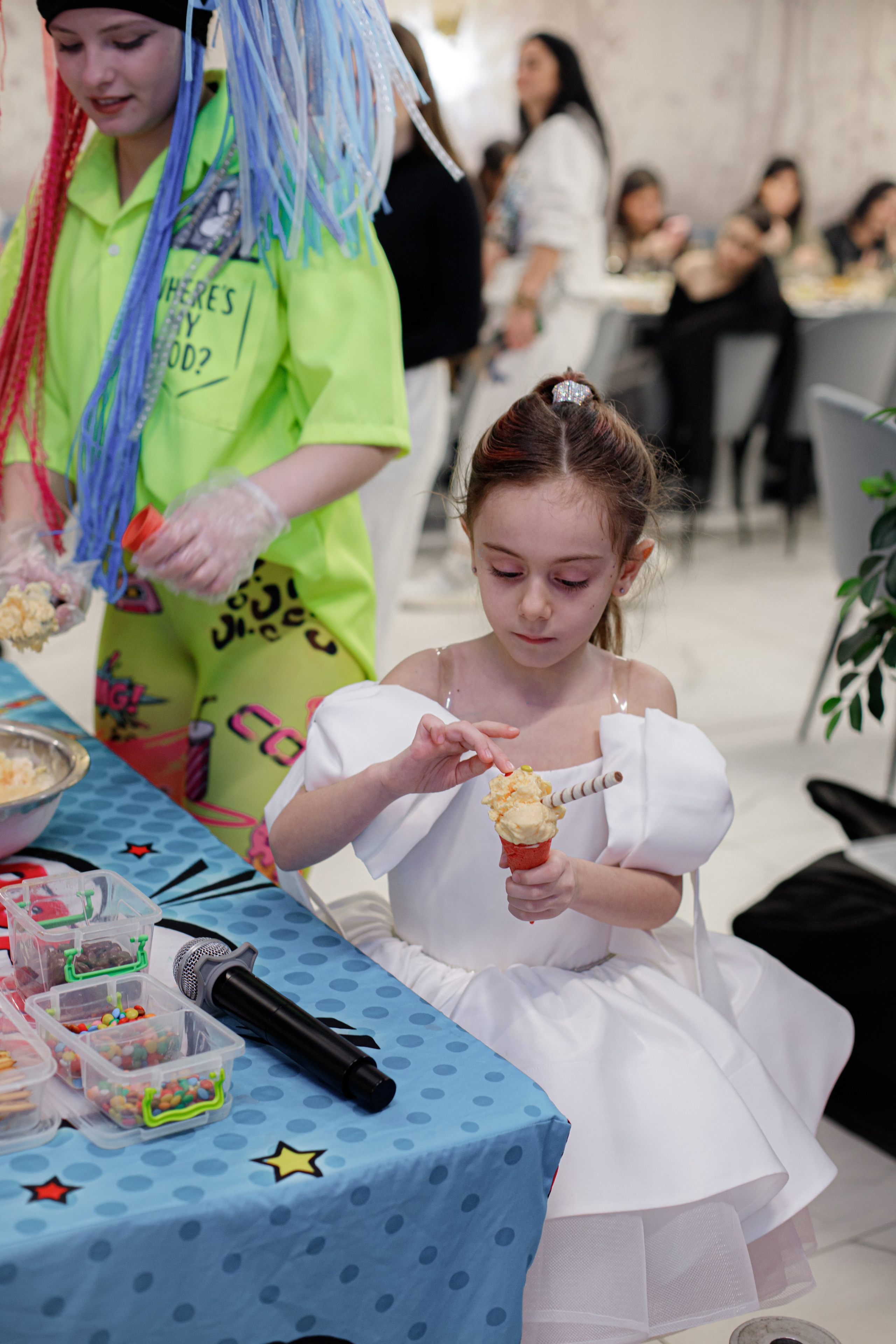 ASIA'S BIRTHDAY PARTY. Photokarish