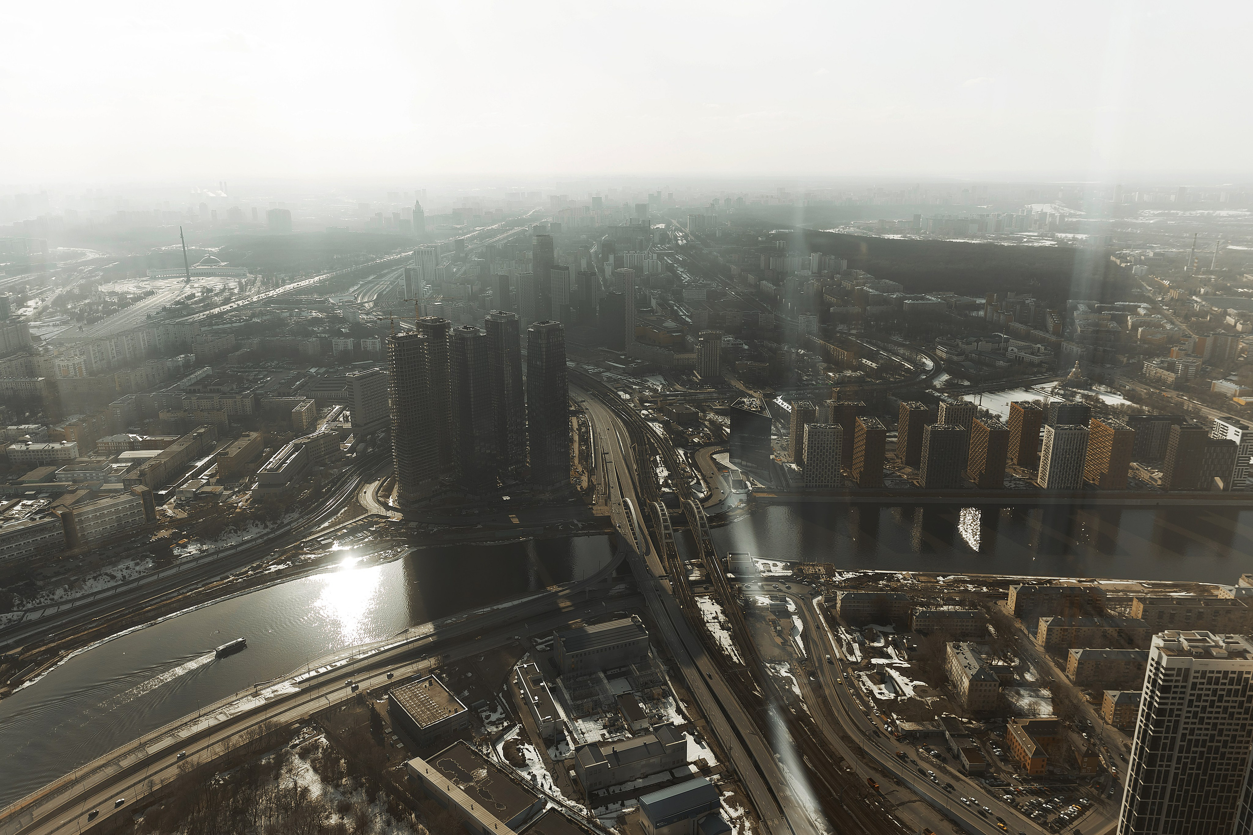 Паша&Настя (роспись Москва-сити Birds). Фотограф в Москве Юлия Хамзина