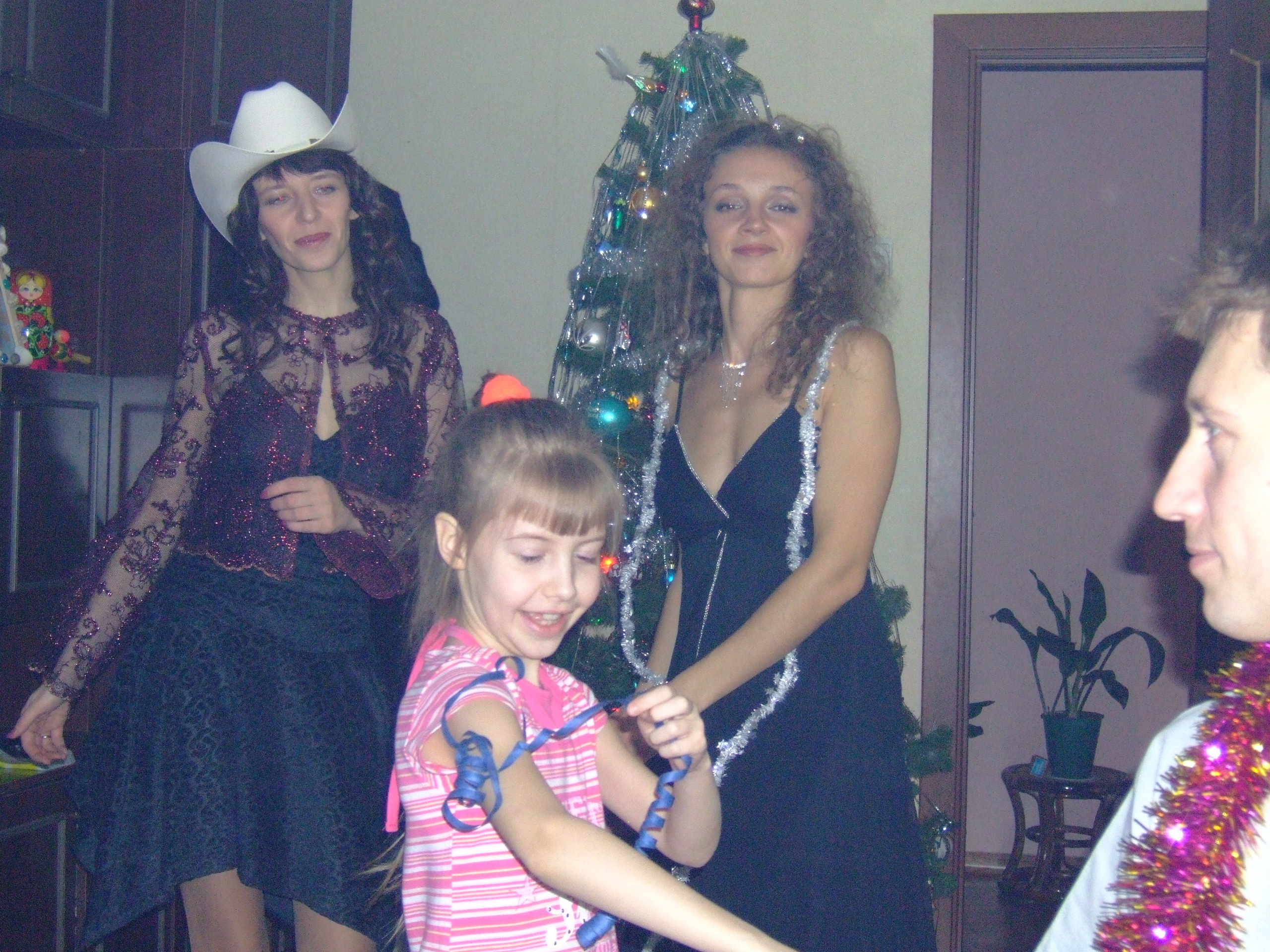 Новый Год 28.12.07-01.01.08 (Елка ТЭЦ, У Зевиных). Семейный, Свадебный фотограф СПБ Питер— Романова Екатерина