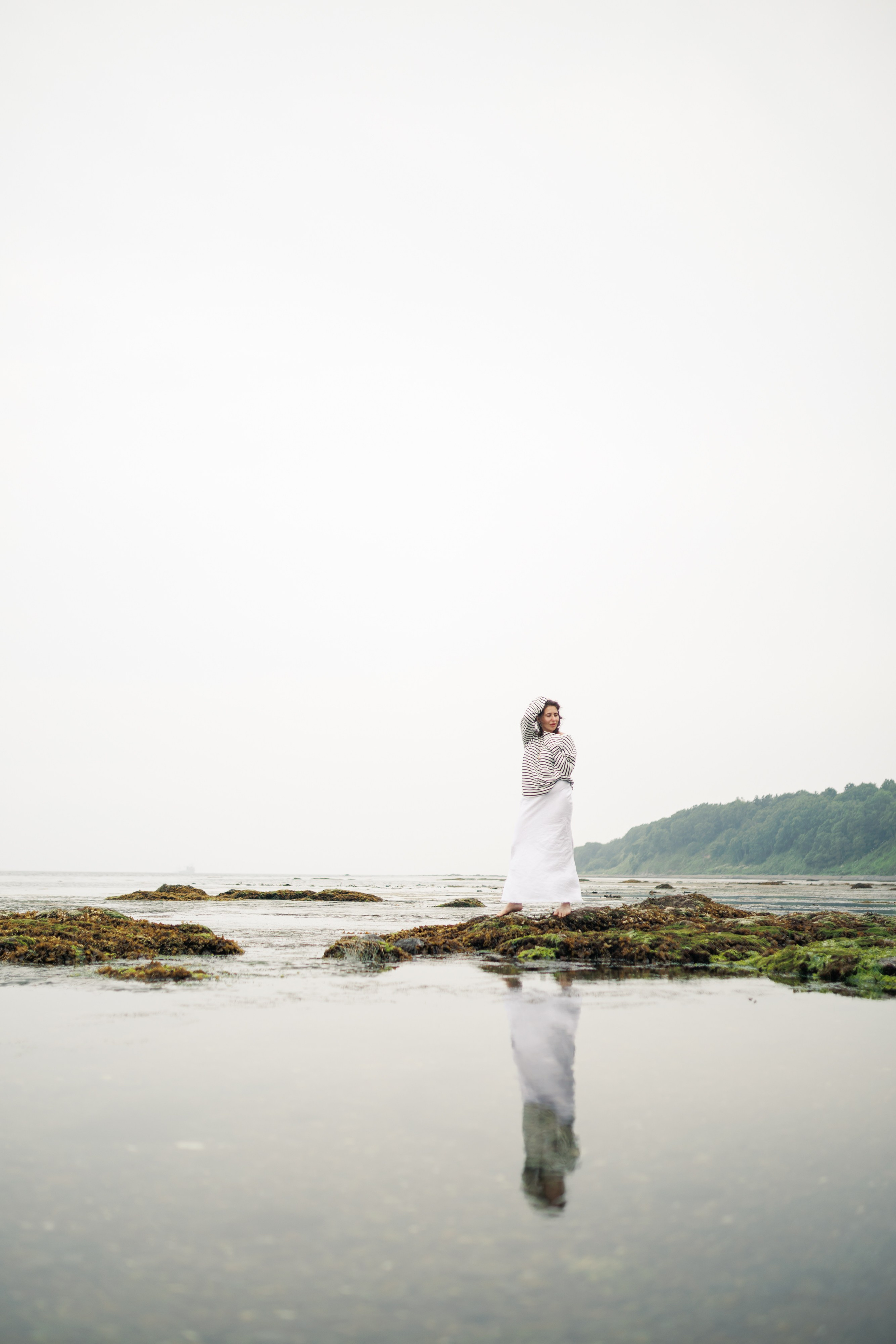 Женская фотосессия на берегу Охотского моря. Сахалин. Фотограф Валерия Горбунова Подольск Бутово Видное Щербинка