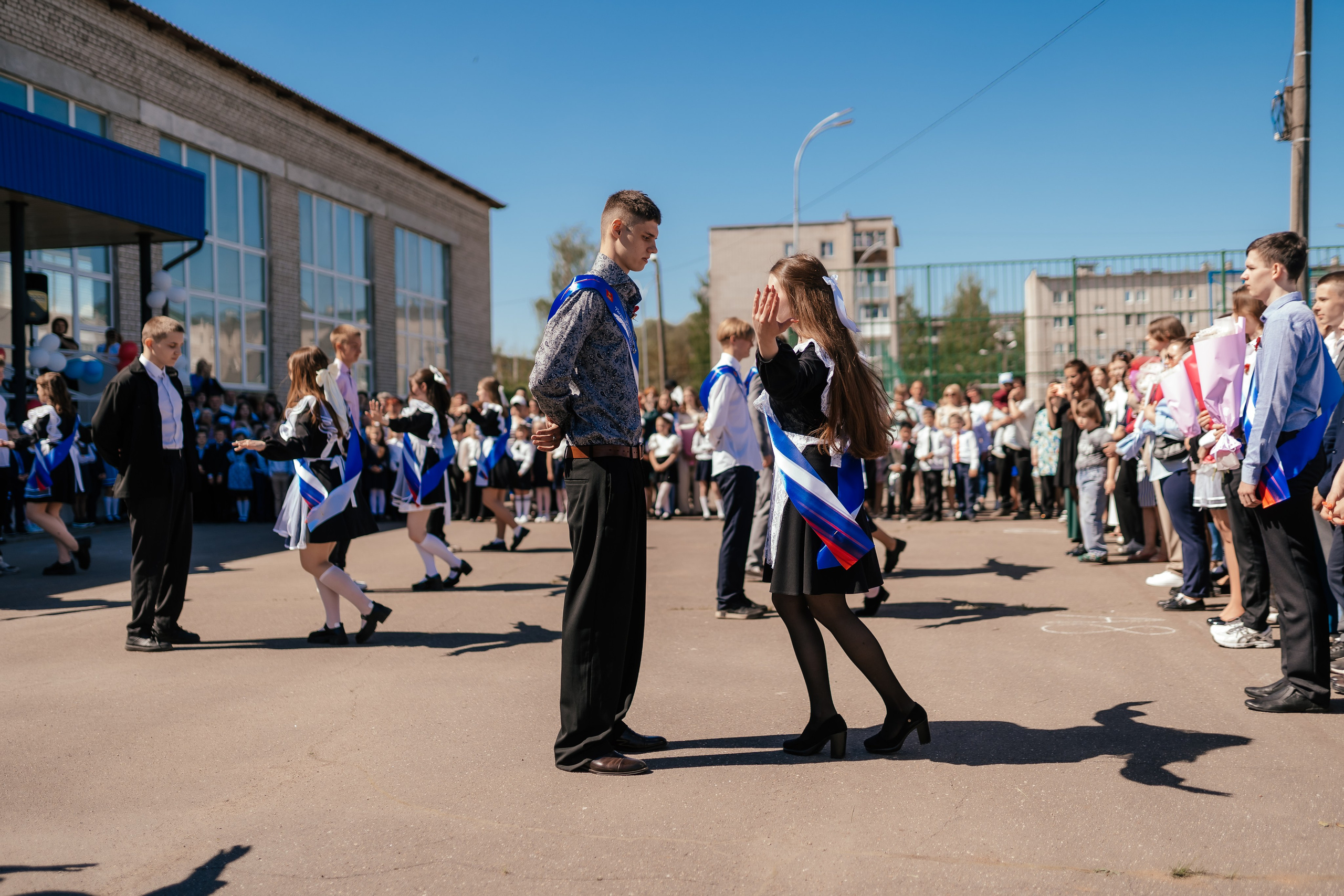 Последний звонок 11 класс. Фотограф Торопец Кристина Абрамова Kanwellia photography