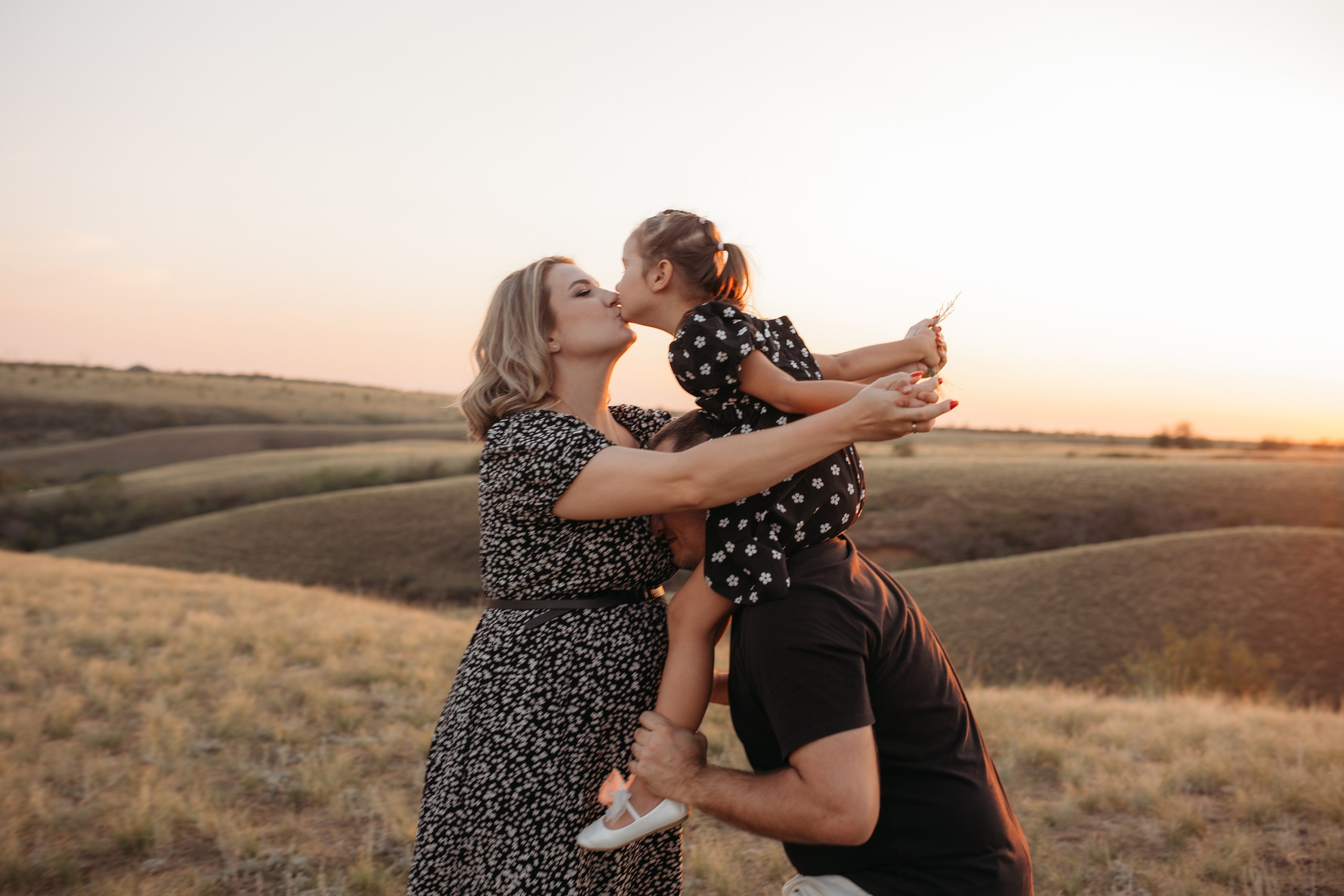 Виталий, Оля, Ангелиша. Семейный фотограф в Волгограде Надежда Головко