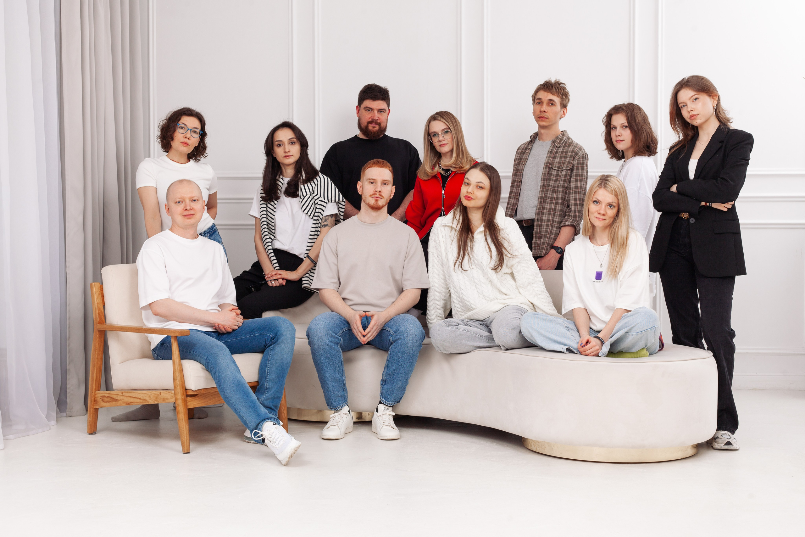 Корпоративная съемка сотрудников. Общие и портретные фото в студии Нижнего Новгорода