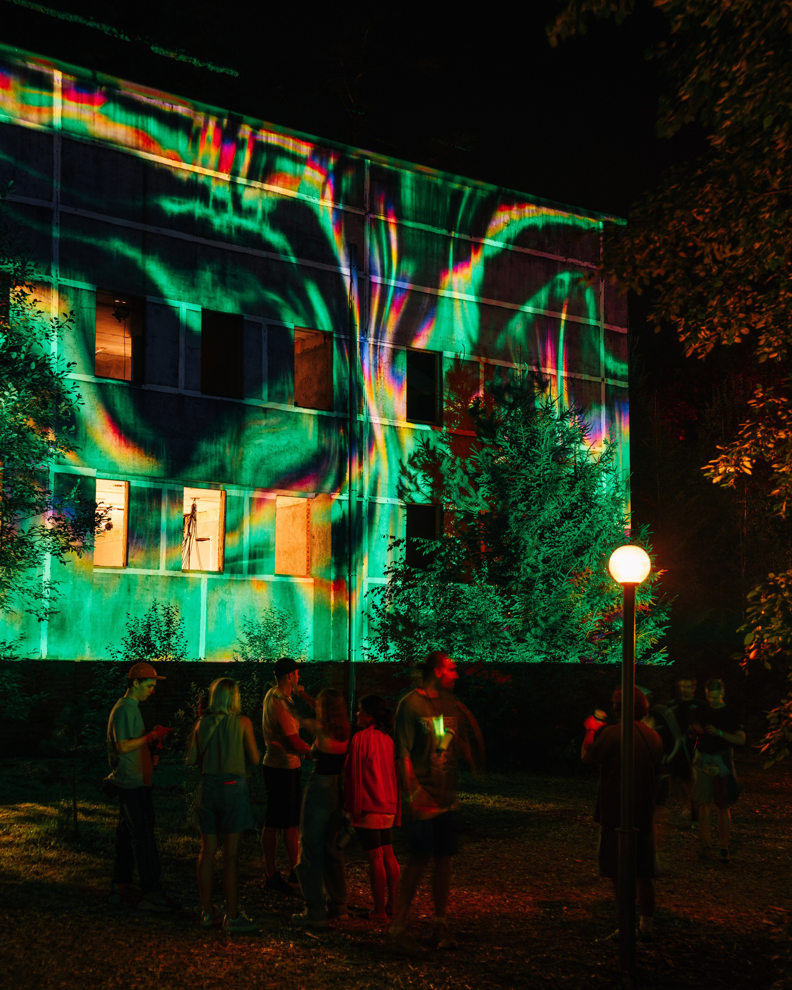 Outline 2024. @tomrus: Рустам Шагиморданов — фотограф