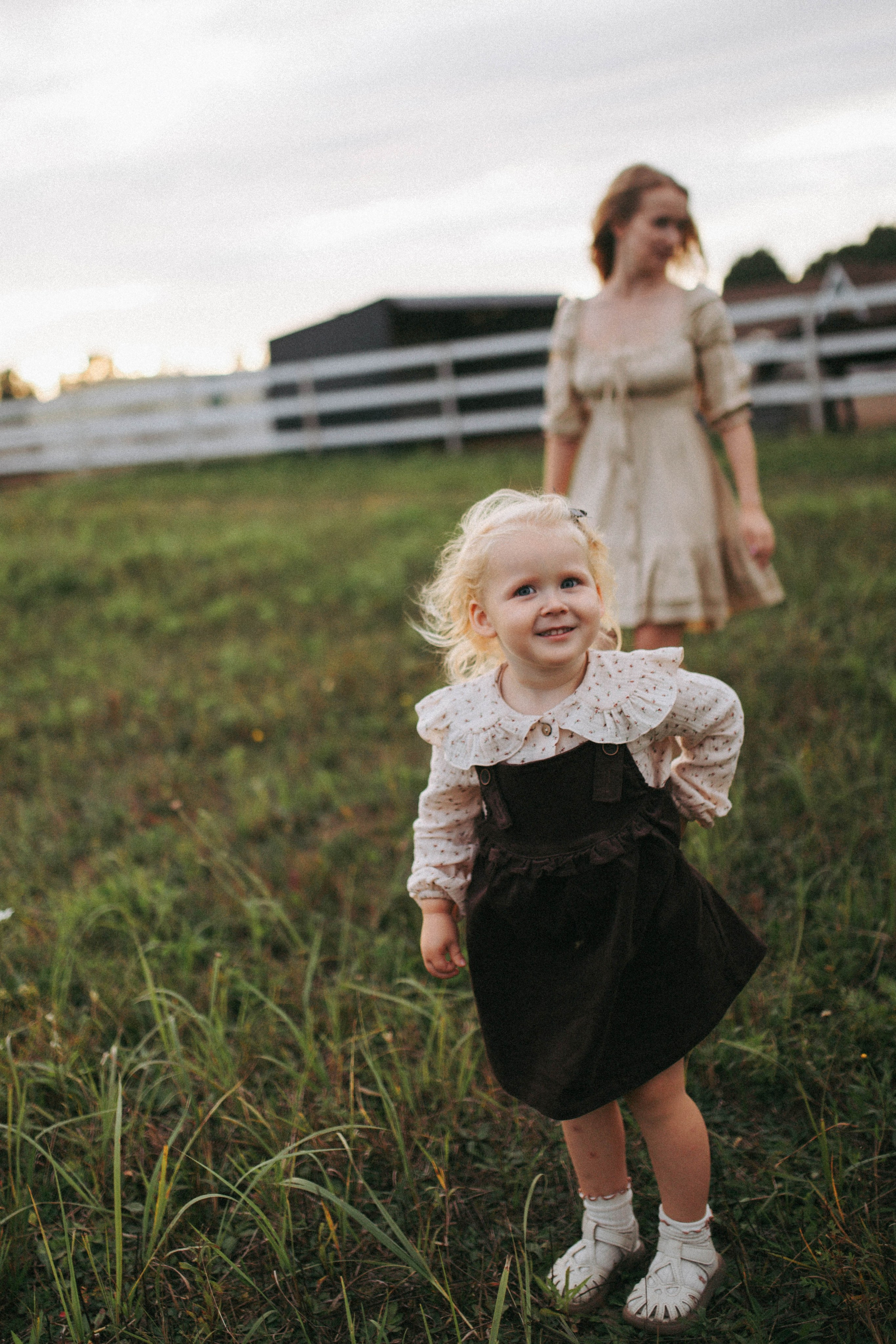 Одним тёплым вечером на ферме с лошадками. Свадебный и семейный фотограф в Нижнем Новгороде