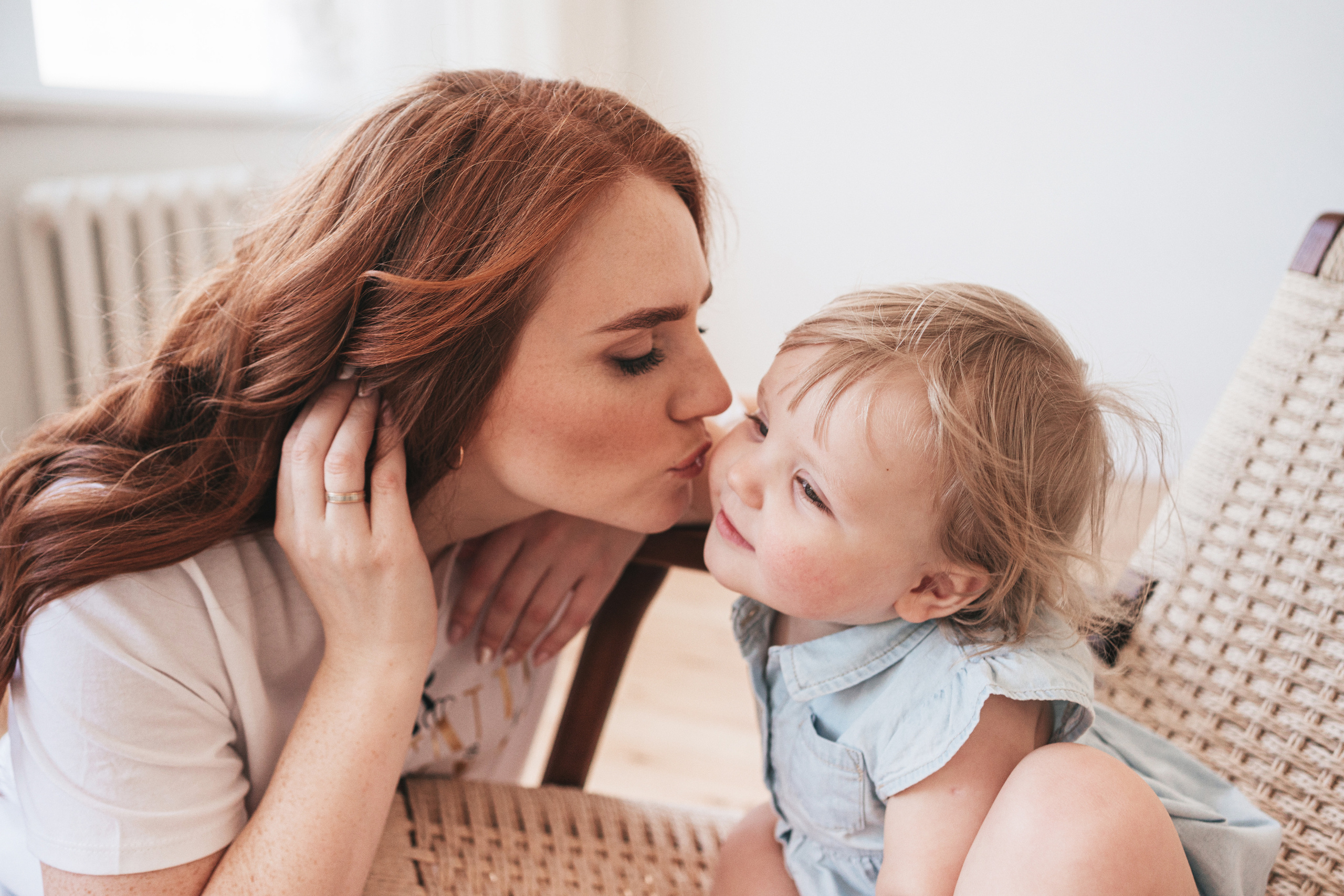 Семейная фотосессия в студии. Семейный фотограф, фотосессия беременности в Новосибирске Кристина Киб