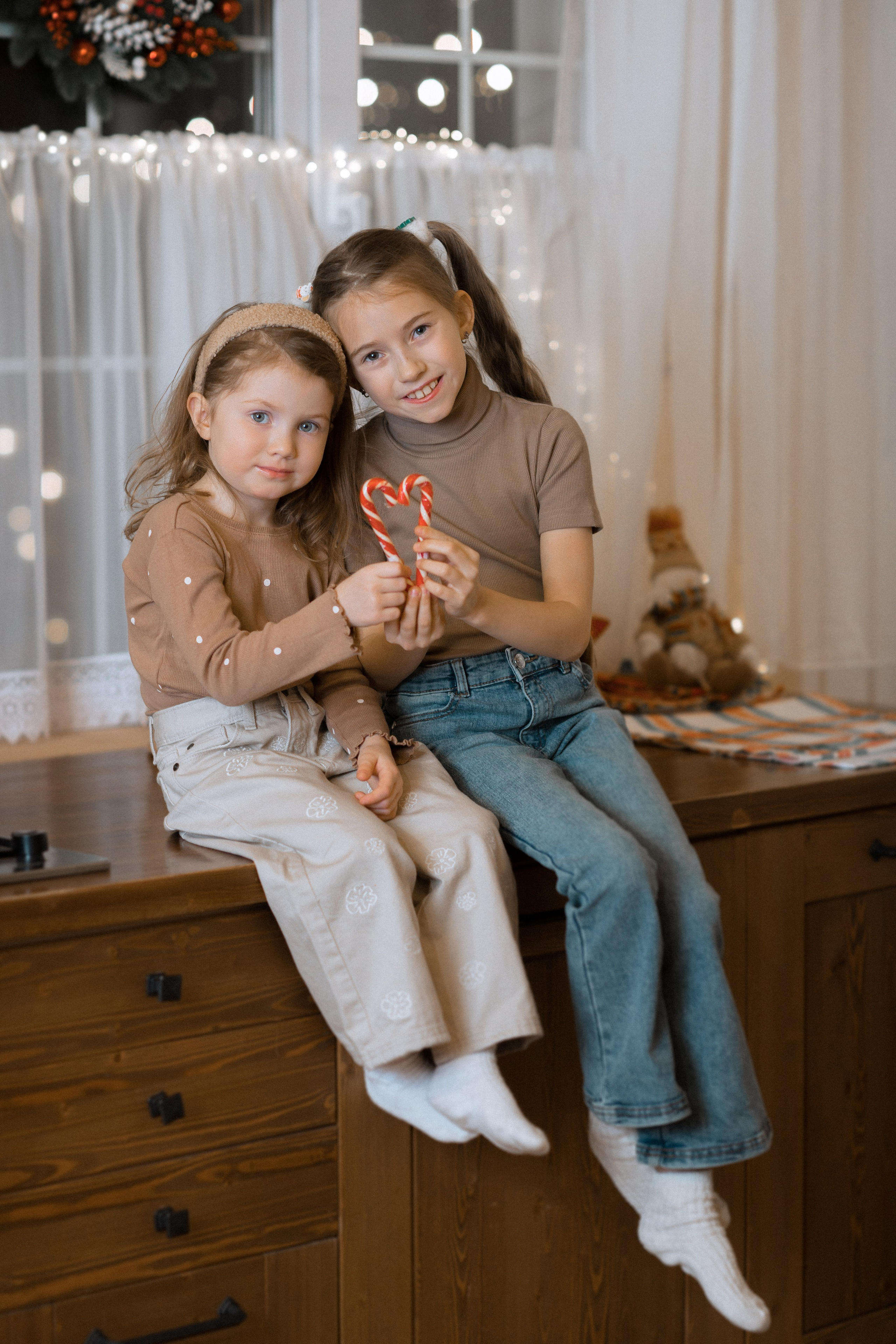 Две сестренки. Photographer Helen Shabalina