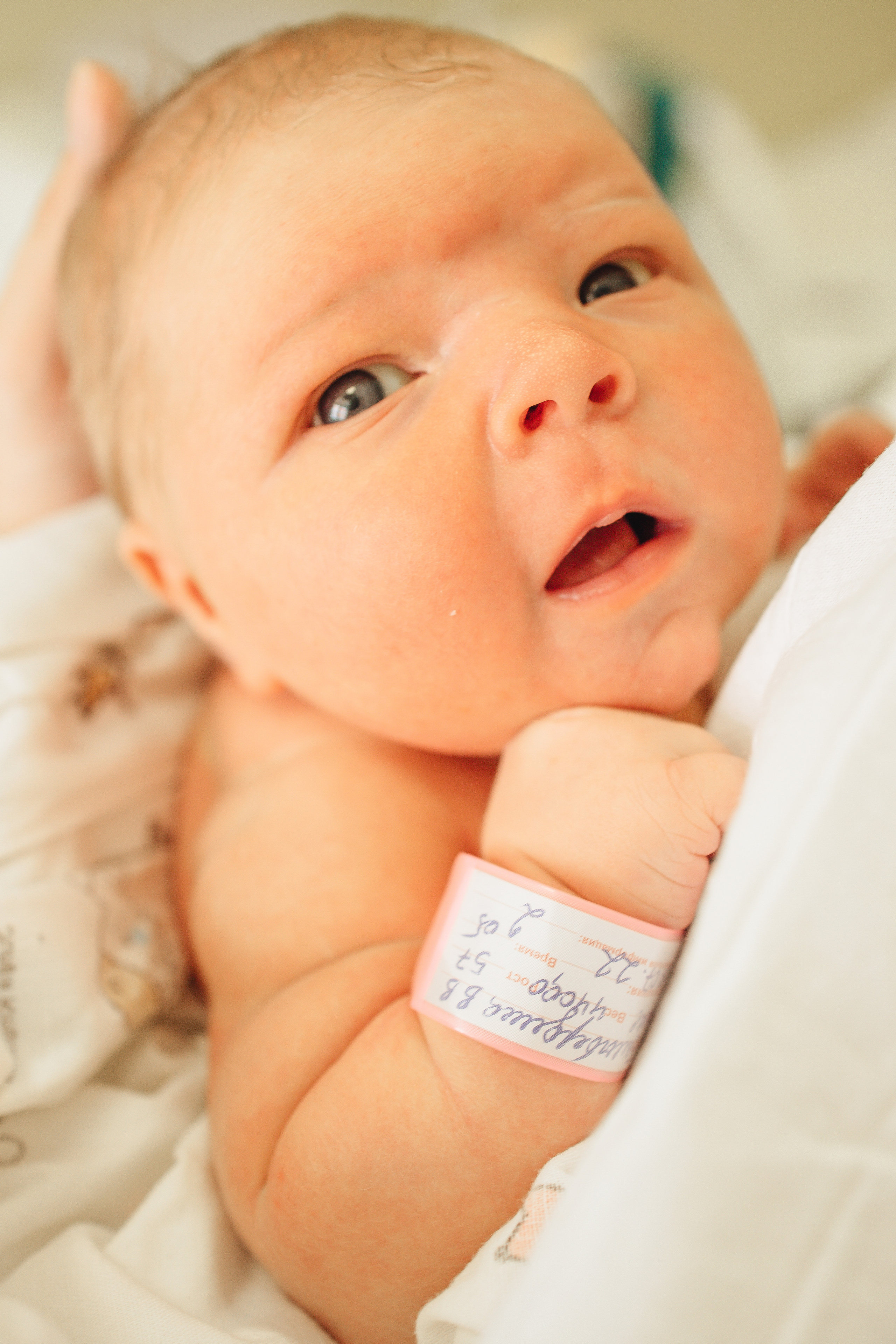 МАЛЫШИ в палате. МиМика — самая детская фотография