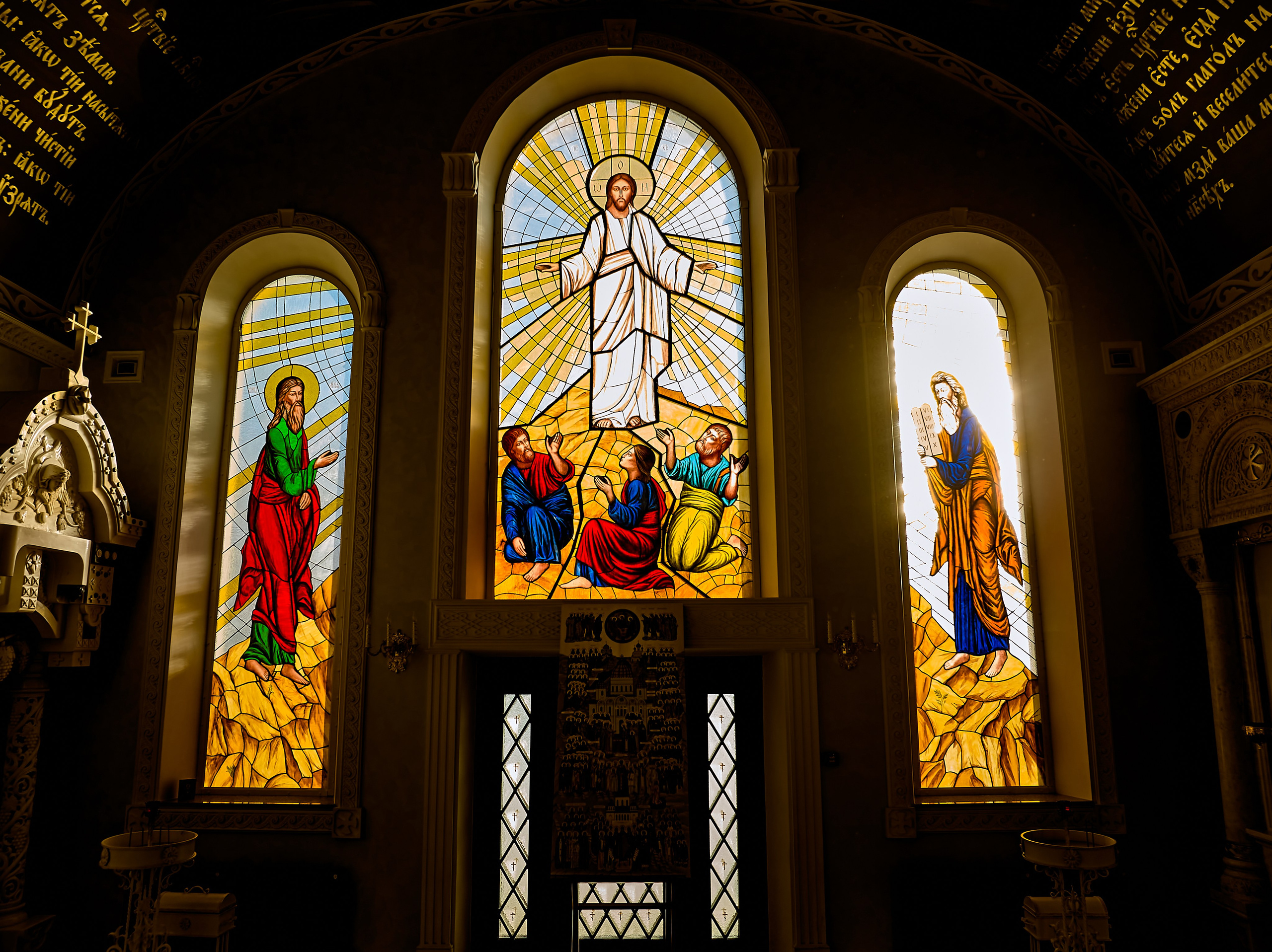 Витраж композиция Преображение. Храма Пророка Божия Илии. г. Дзержинск