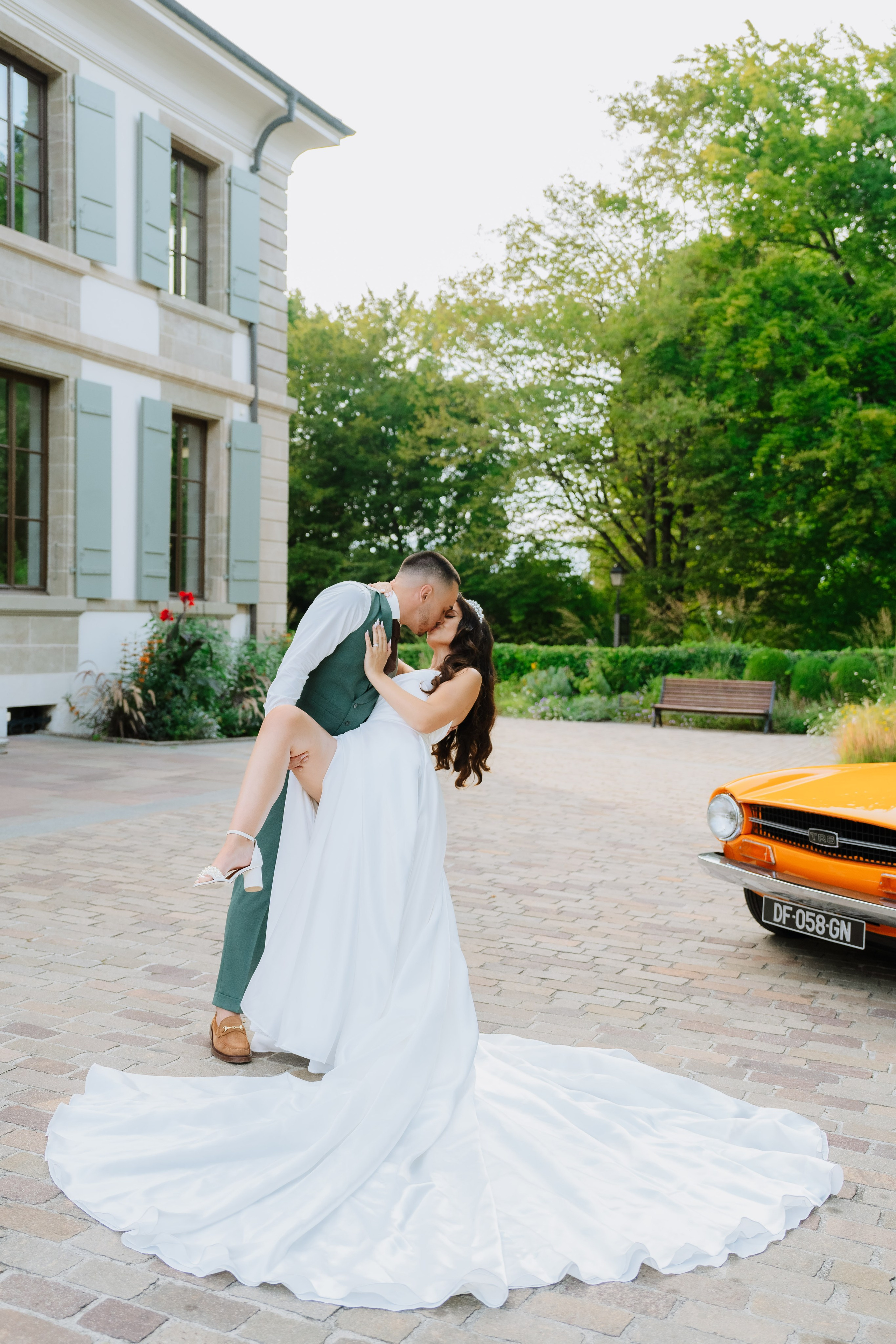 Wedding Photographer Switzerland Geneva Europe. Professional Wedding Photographer Geneva & Romande Switzerland | Tanya Creator