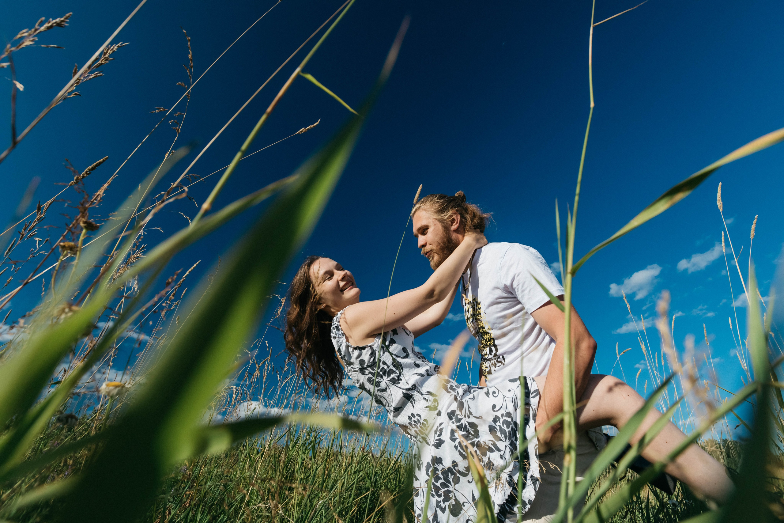 Кристина Владимир и Рада. Главная