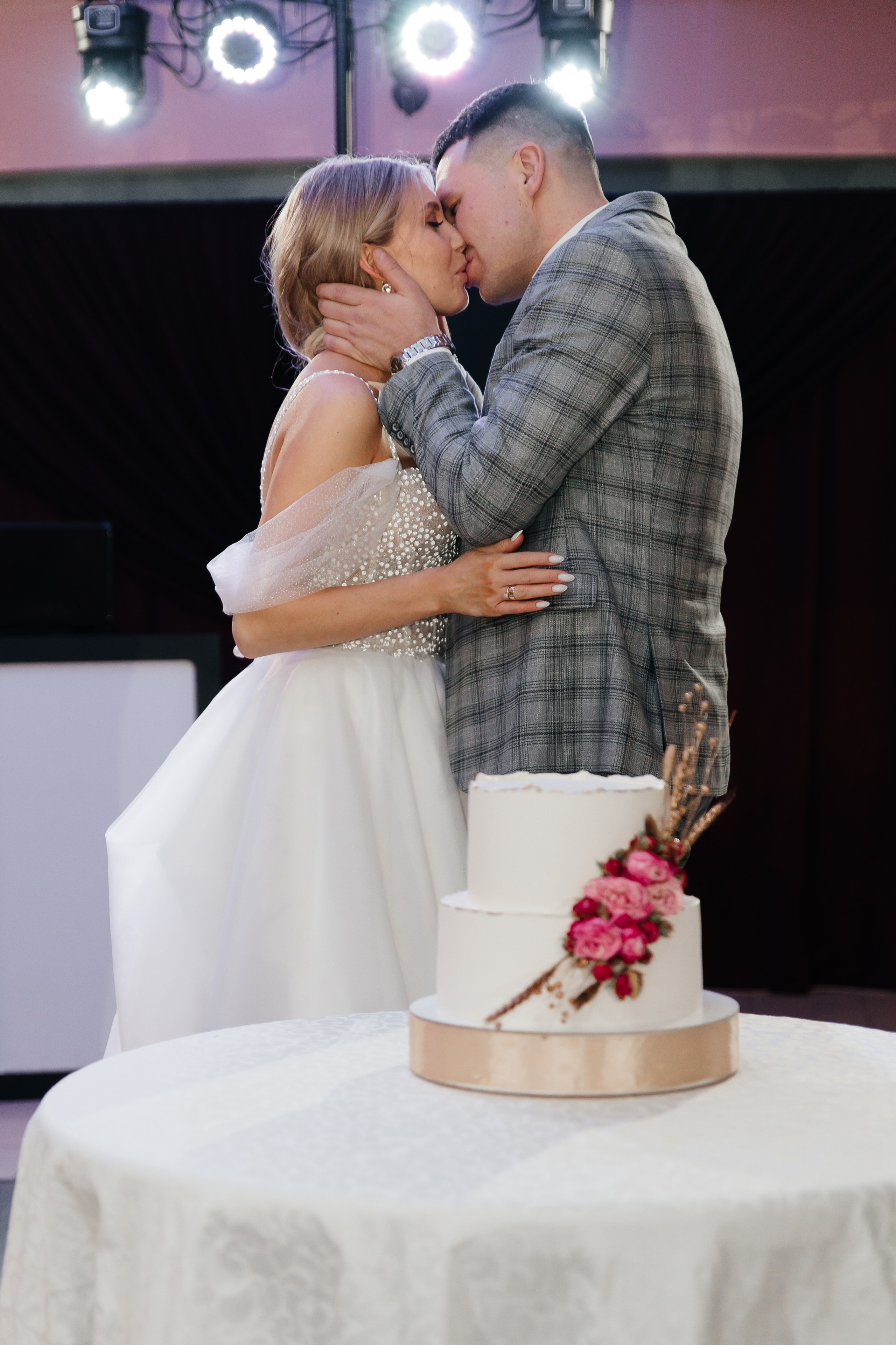 Артём и Екатерина. Свадебный фотограф Чайковский