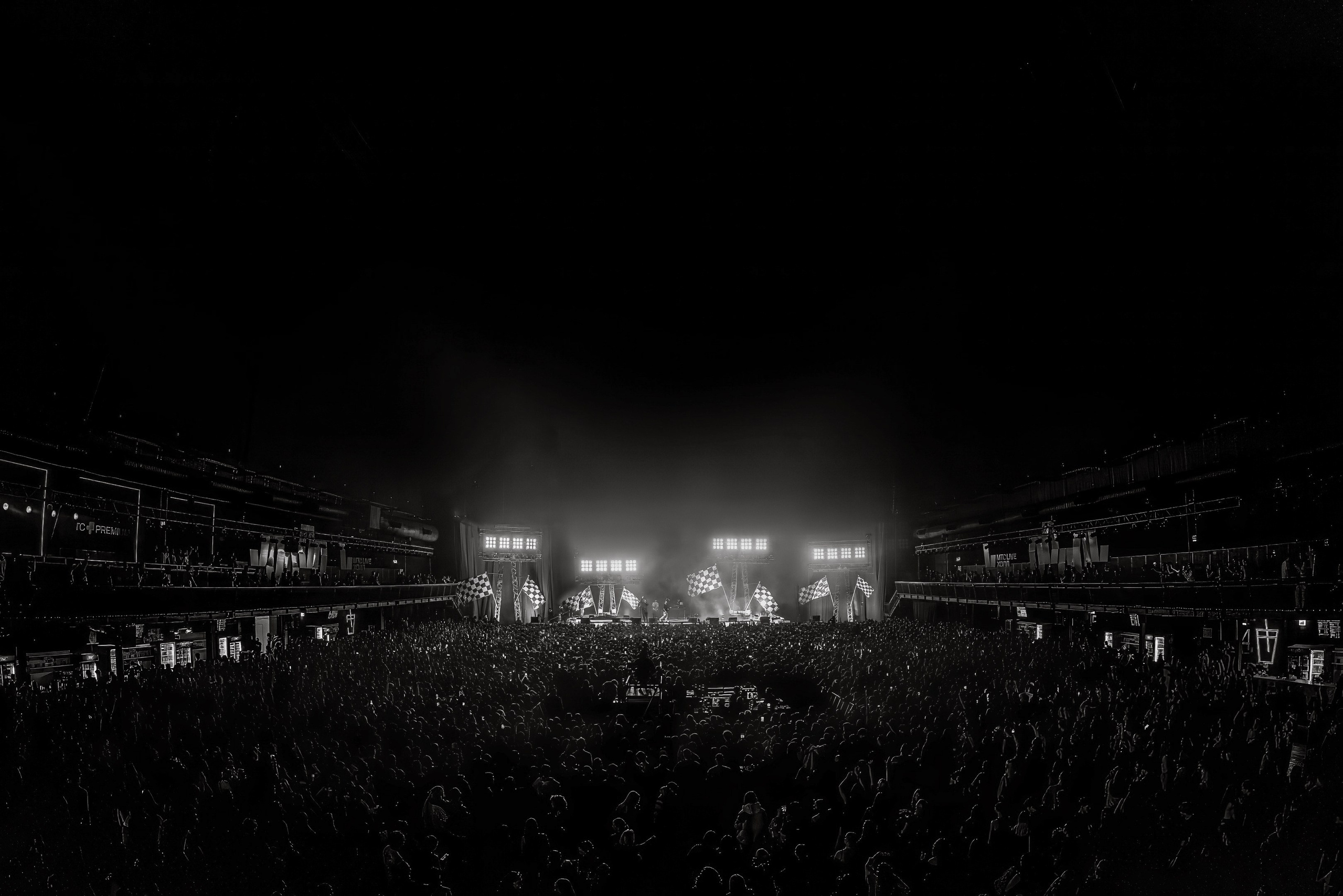 YANIX / MOSCOW / 2025. OOPS