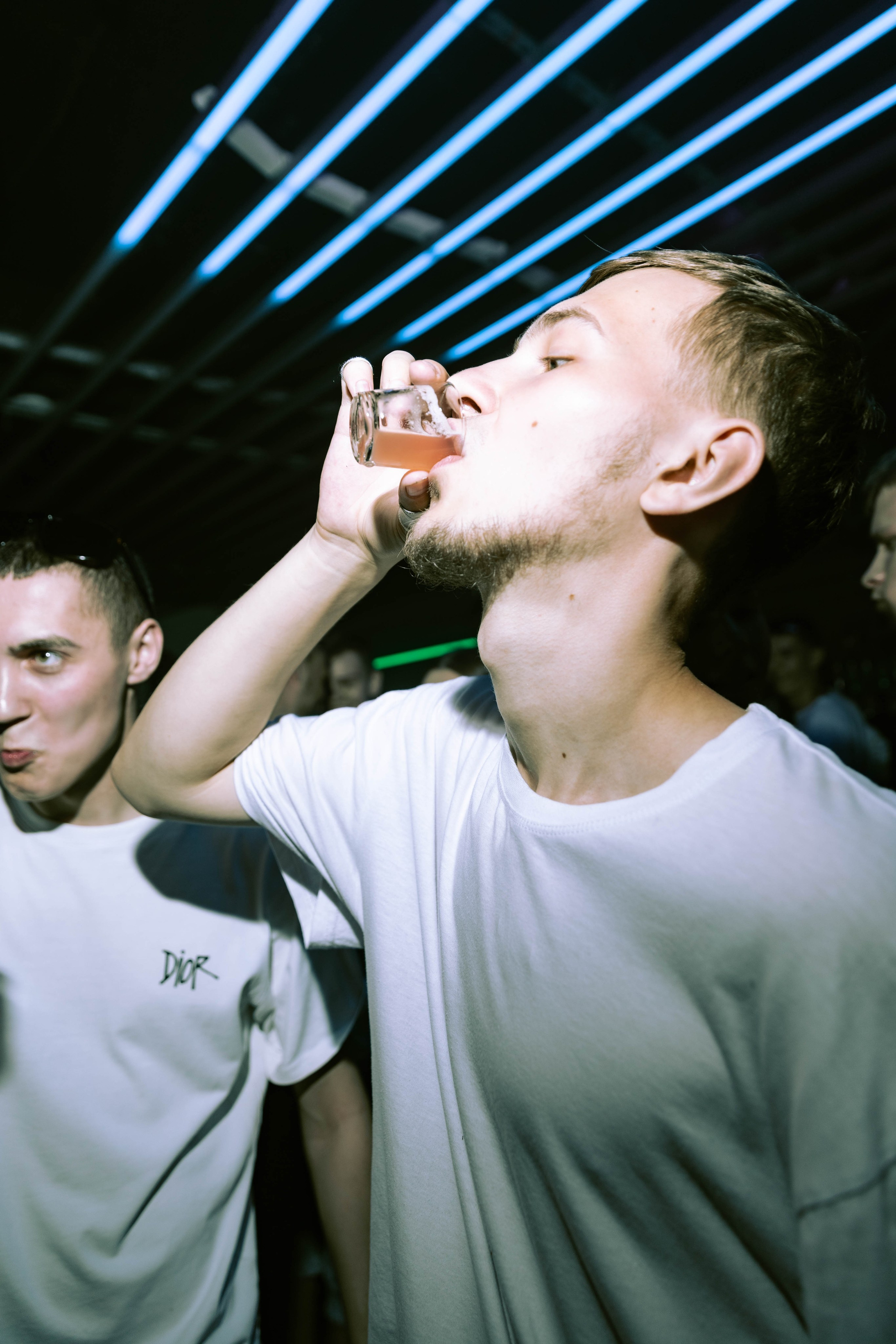 Mishka-bar 3. _Carpe diem_