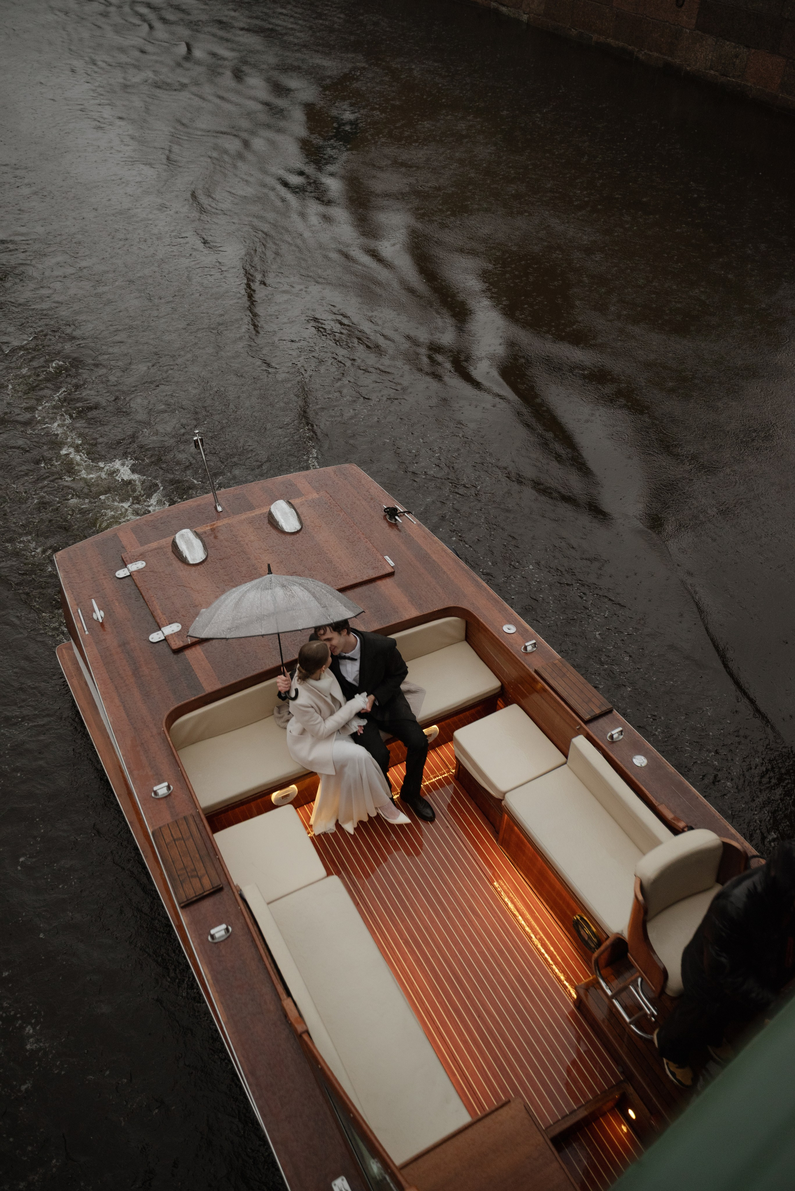 Александр и Варвара | 06.05.25. Свадебный фотограф в Санкт-Петербурге Владислава Тюльпина