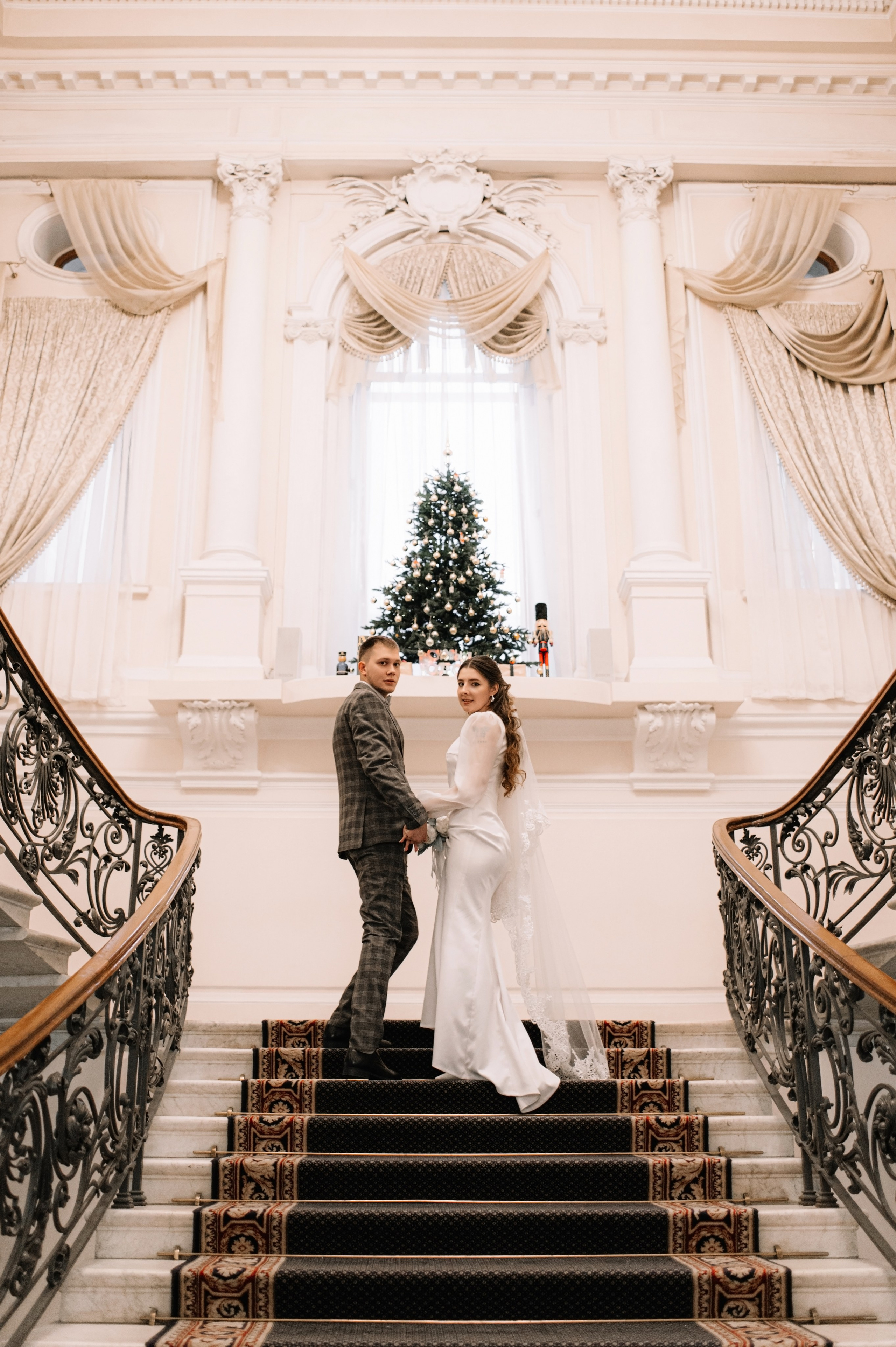 Второй дворец бракосочетания. Семейный и свадебный фотограф в Санкт-Петербурге Юлия Мельникова