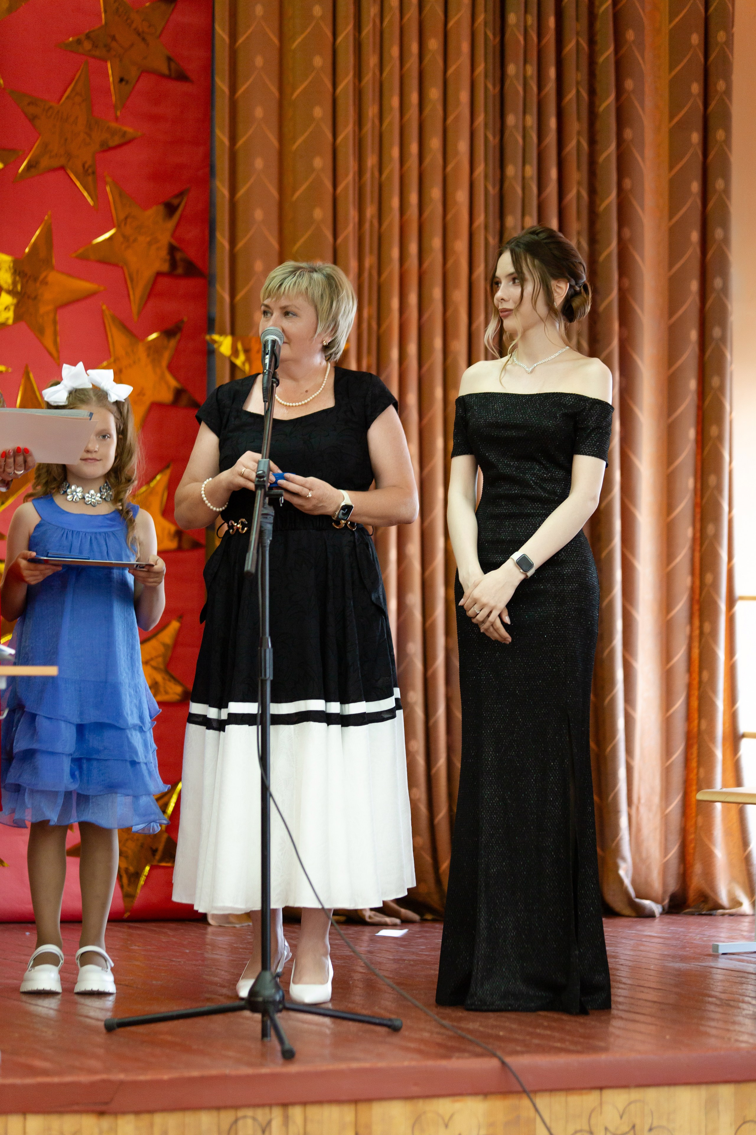 ВРУЧЕНИЕ ДИПЛОМОВ 9 ШКОЛА 2024 г. ТВОЙ АЛЬБОМ / ТВОИ ПРАВИЛА