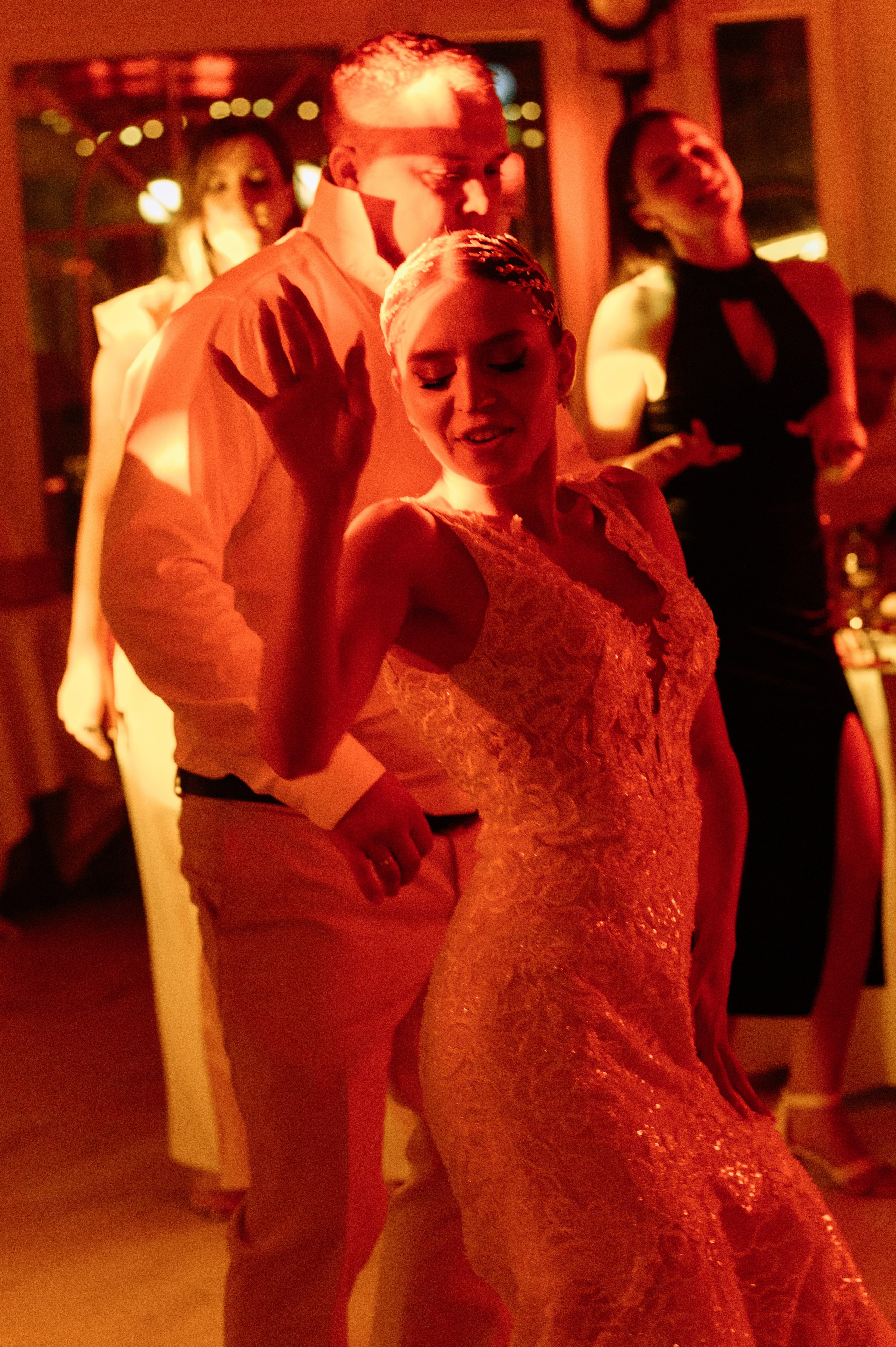 Альберт и Диана Zakolcovo Vtb. Фотограф Кирилл Верт