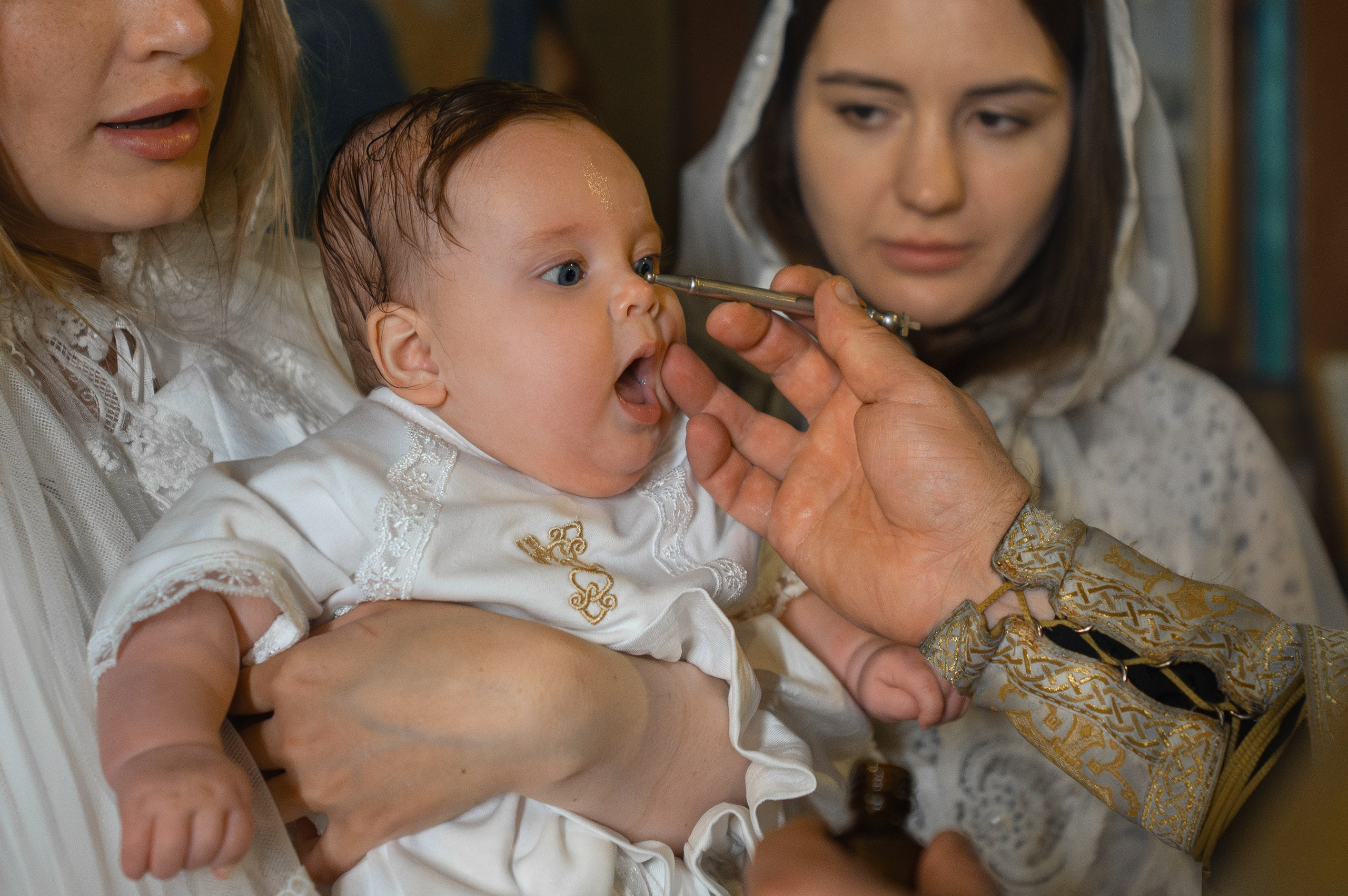 Крещение в соборе Петра и Павла (Петергоф). Фотограф на крещение и венчание, семейный фотограф в Санкт-Петербурге