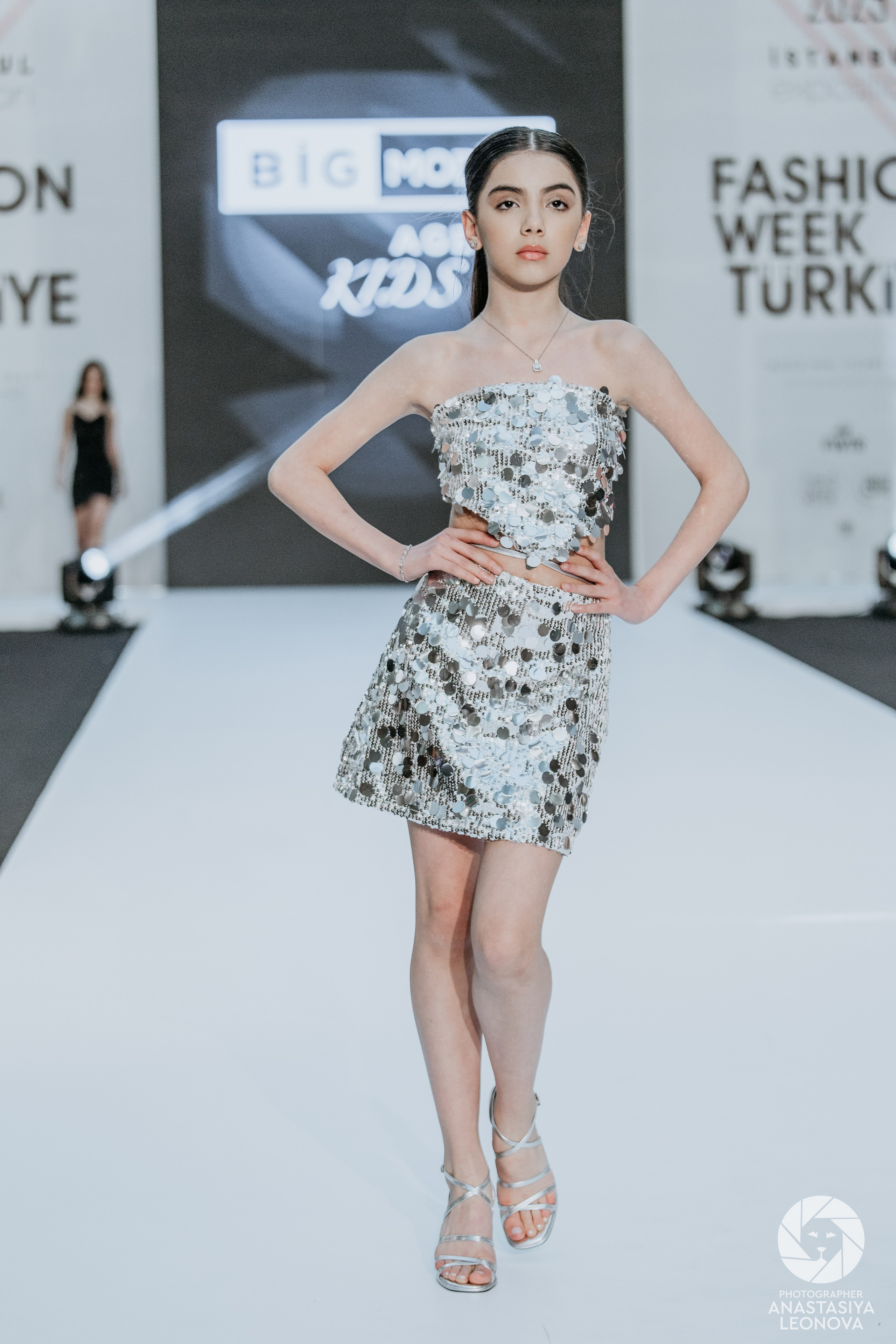 Fashion Week Türkiye [spring, 2025]. Anastasia Leonowa
