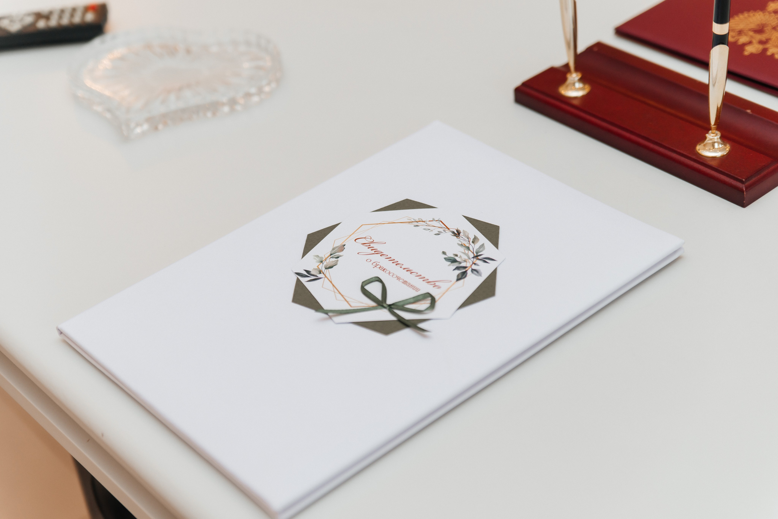 Ангелина и Евгений Загс и прогулка. Меня зовут Александр Литвинчук и я свадебный фотограф в Саратове