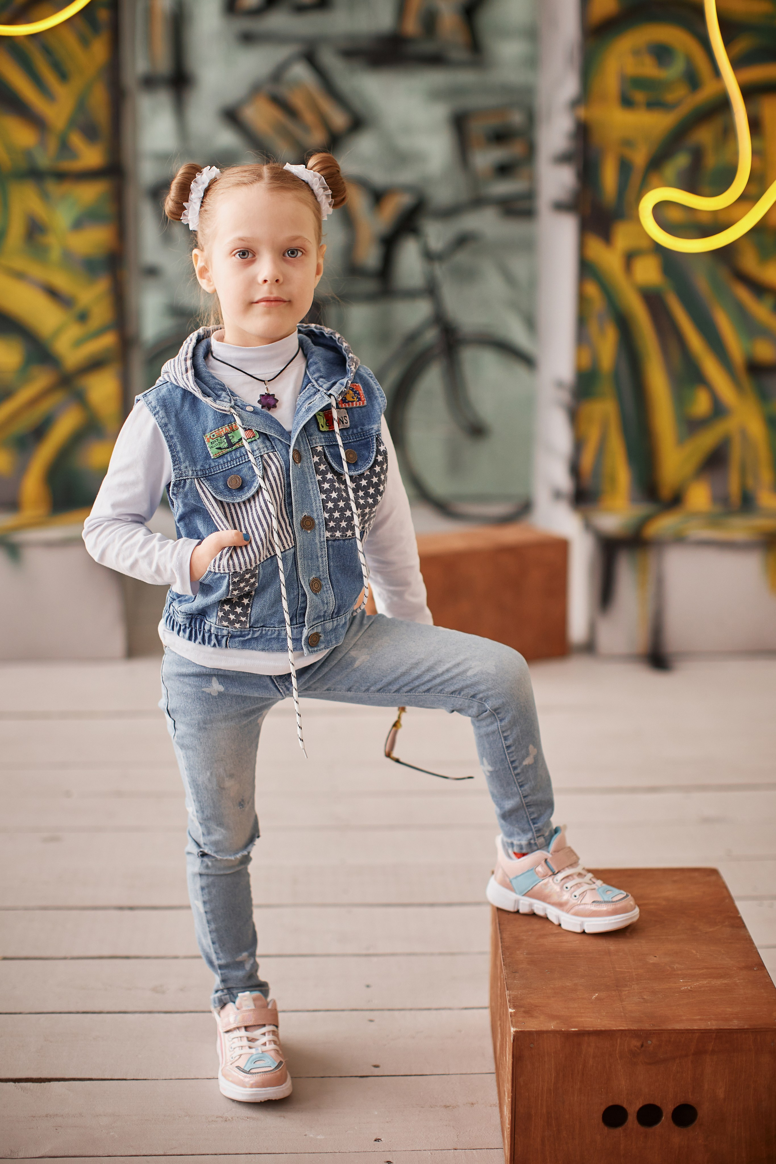 Портреты. Выпускные альбомы в городе Курган для всех