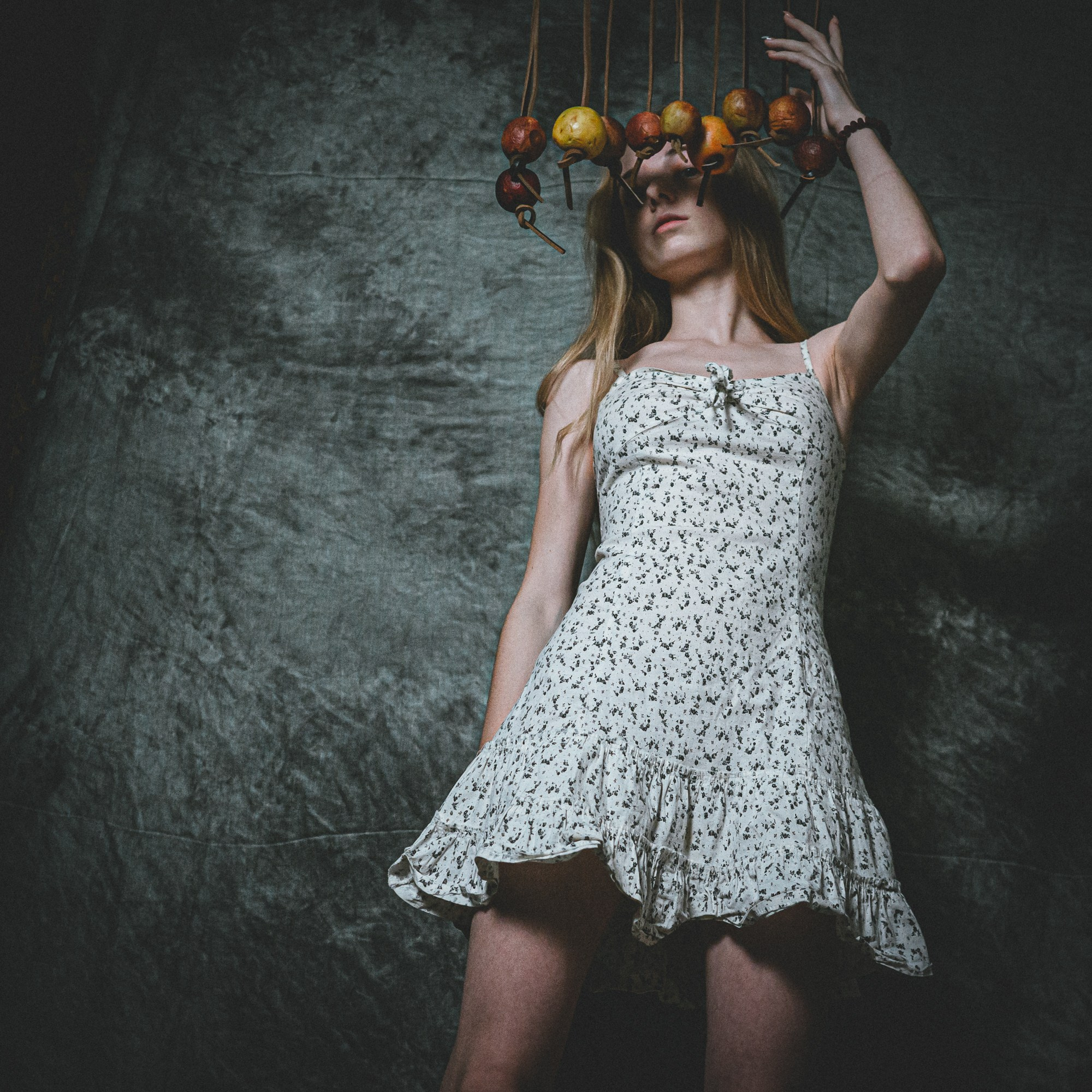 Настя. Домашняя студия. RawCat. Портретная фотография Екатеринбург