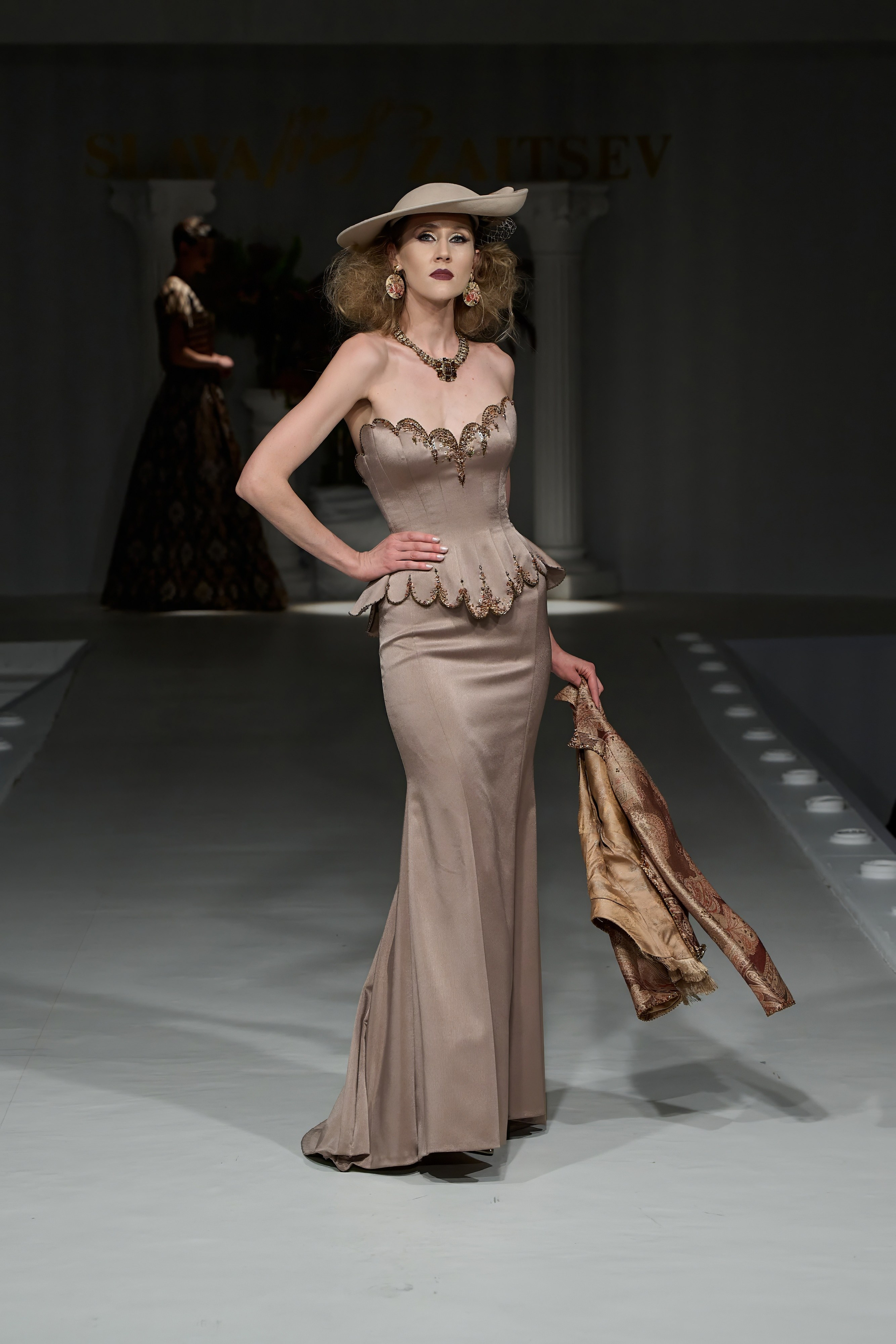 Slava&Yegor Zaitsevs. Показ-спектакль «Воспоминание». 21 июня 2025. Дима Бабушкин. Фотограф. Подиум. Репортаж. Творчество. Дорого