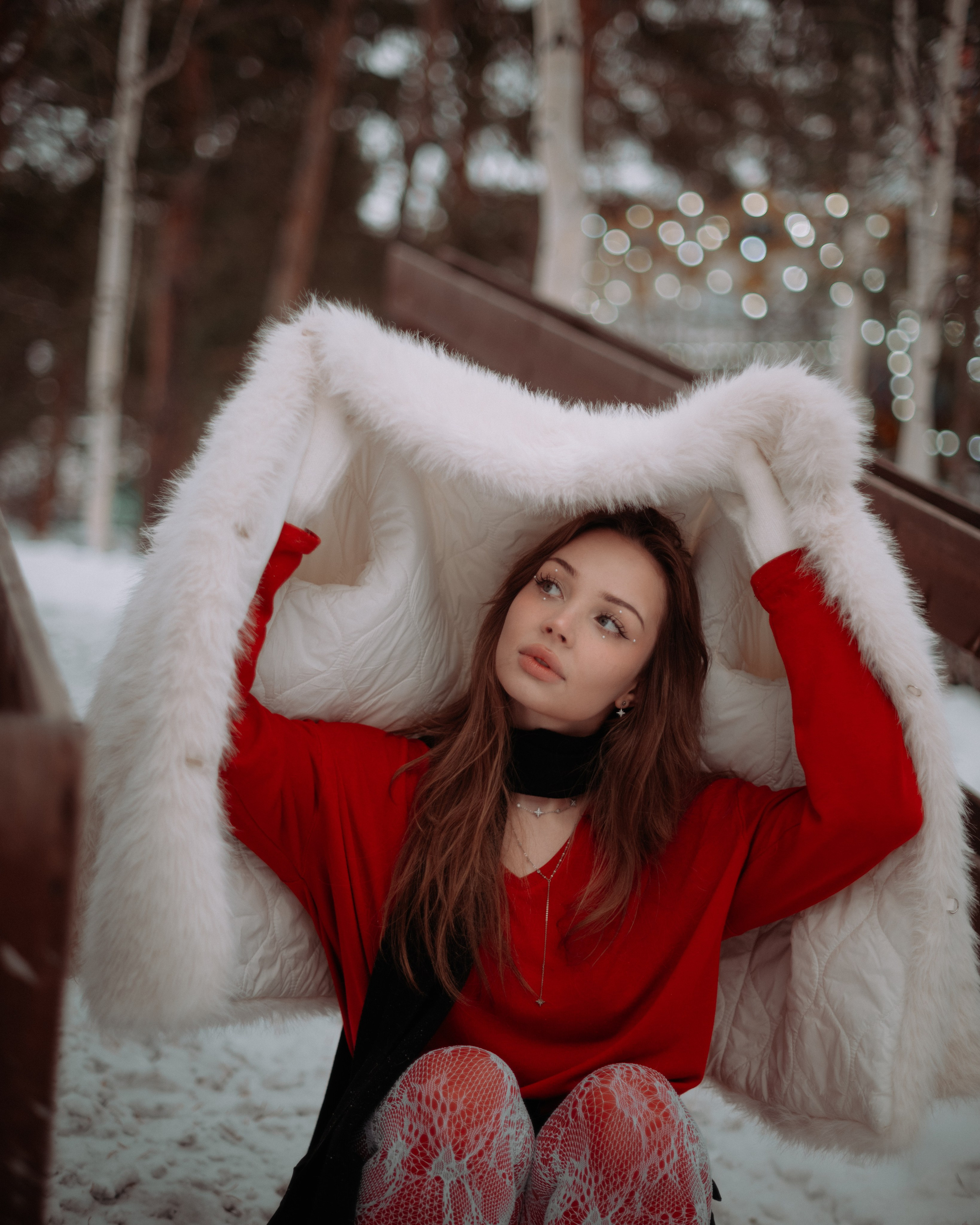 Ирина. Женский фотограф. Создатель украшений ручной работы. Модель