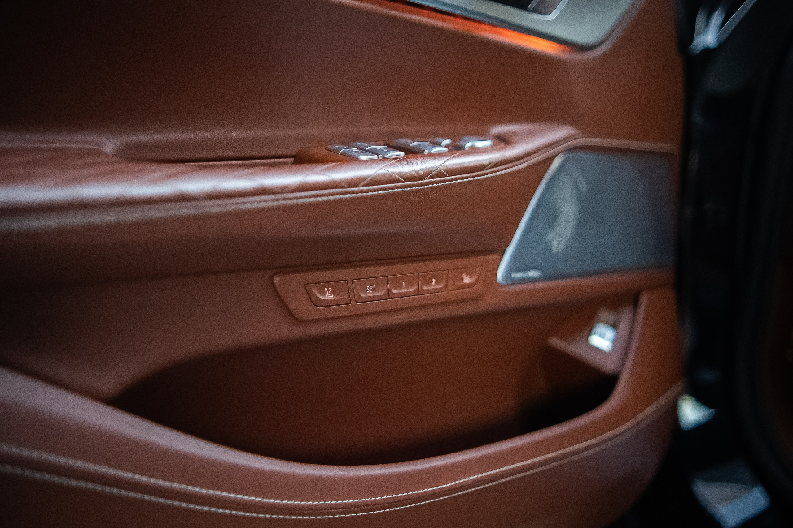 BMW 760Li. Фотограф в Новосибирске Владислав Унтерберг