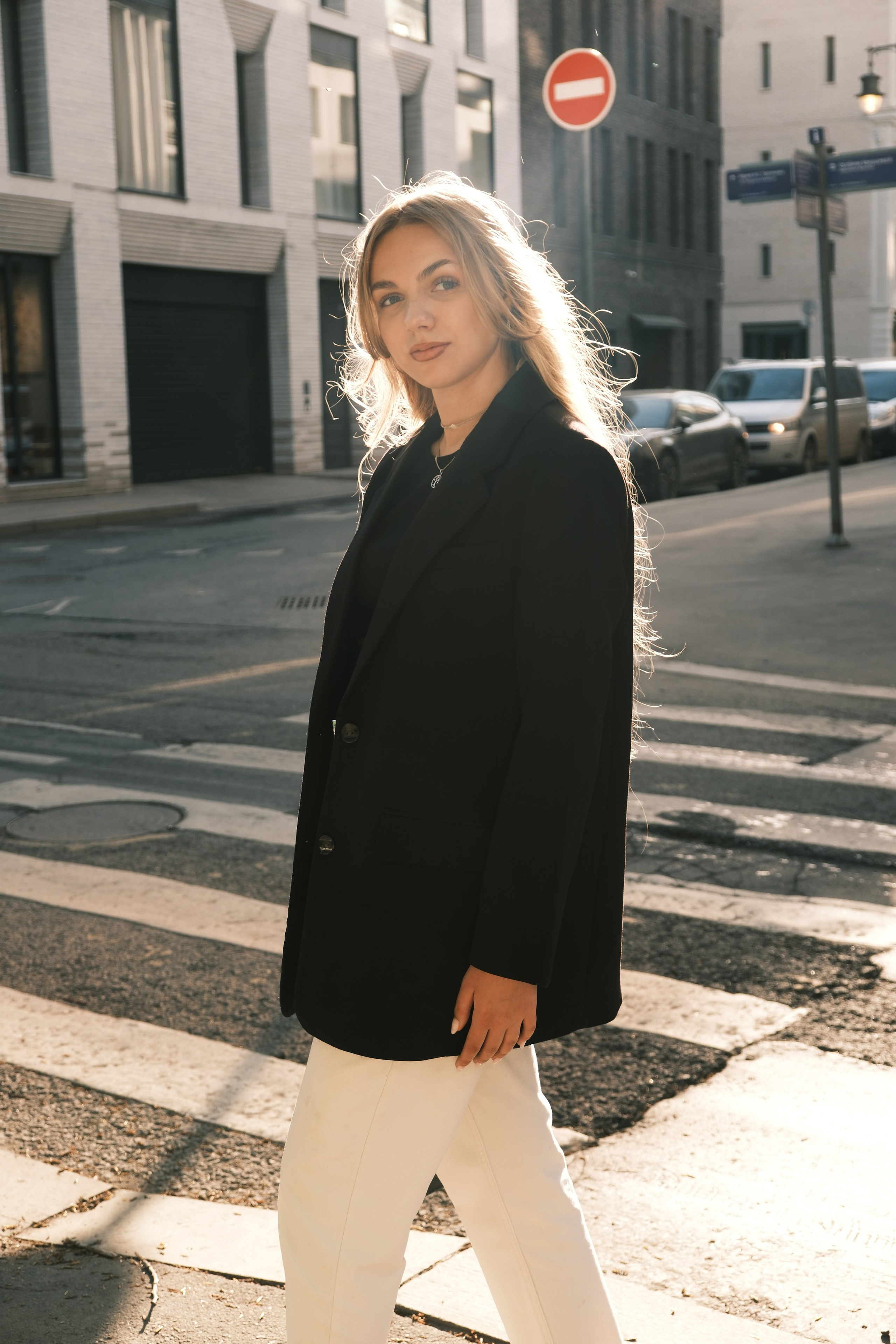 На улице. Главная