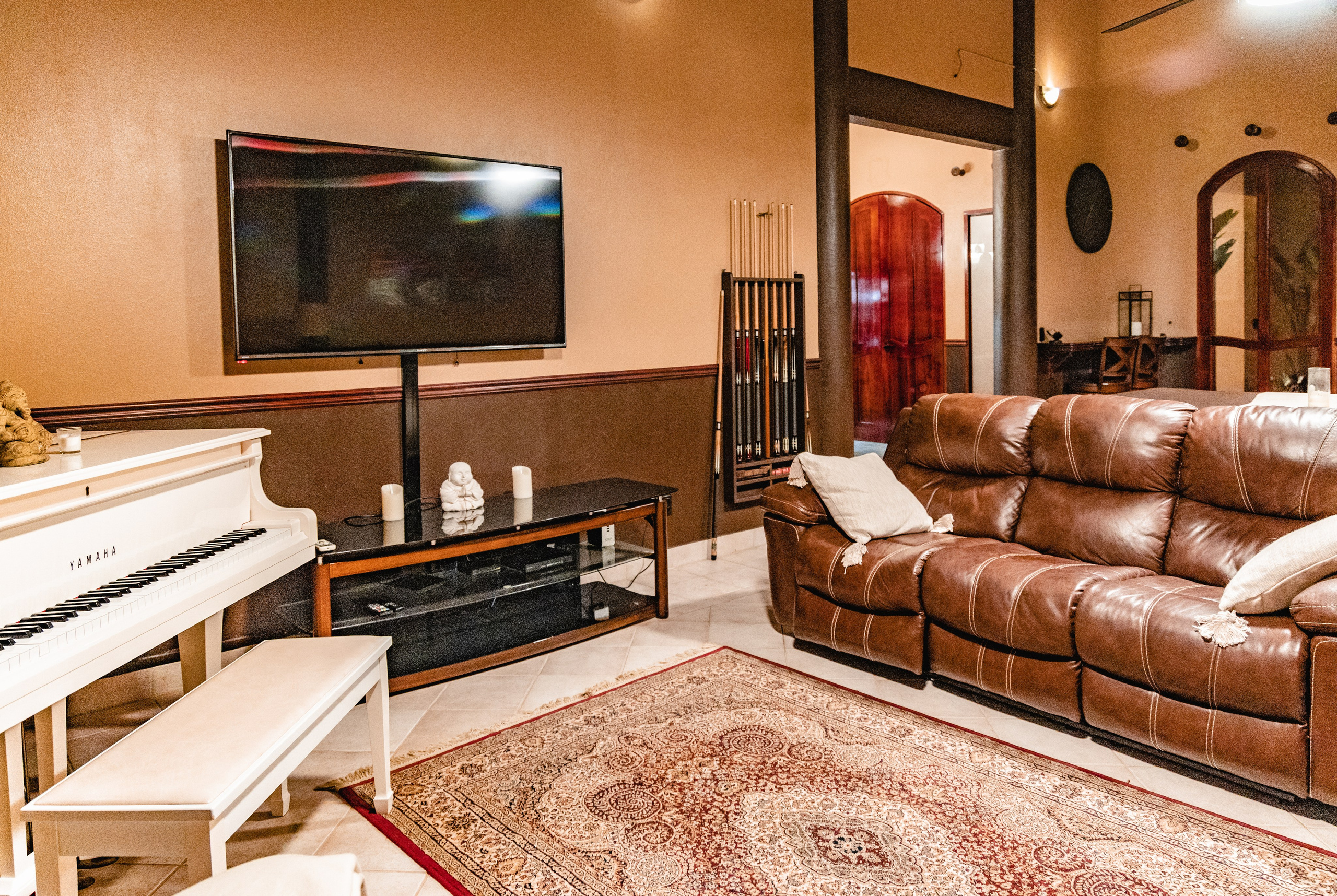 Real estate property for rent in Costa Rica. Family, portrait, content photo in Costa Rica Evgeniya Besprozvannykh