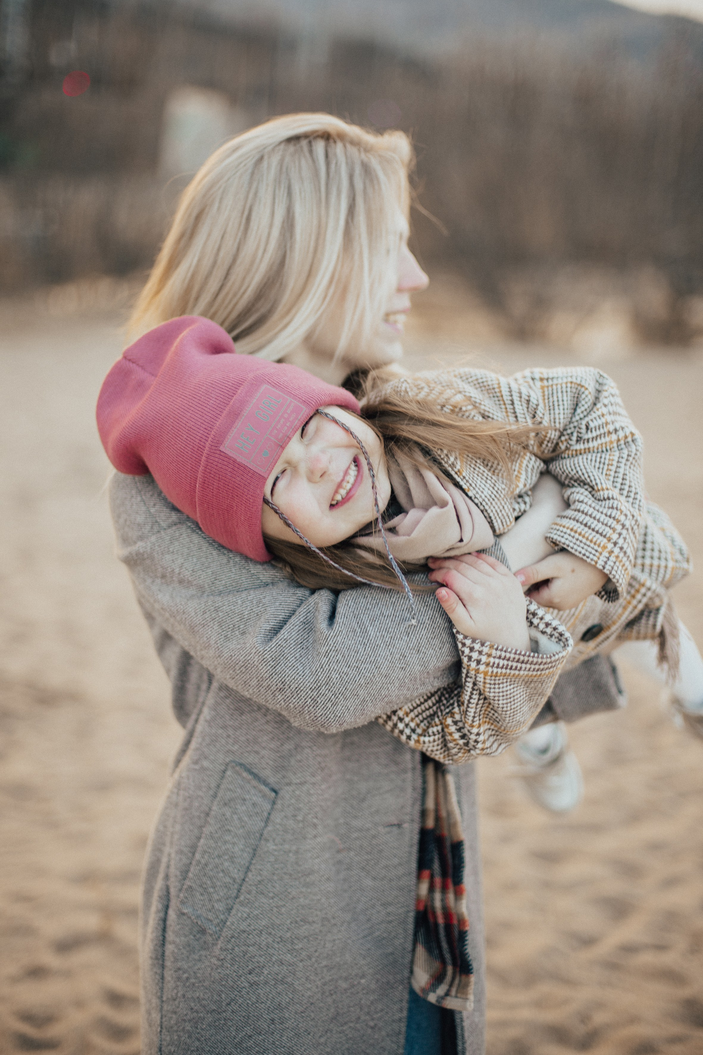 Алиса с мамой на Байкале. Фотограф Слюдянка Иркутск Наталья Кургина