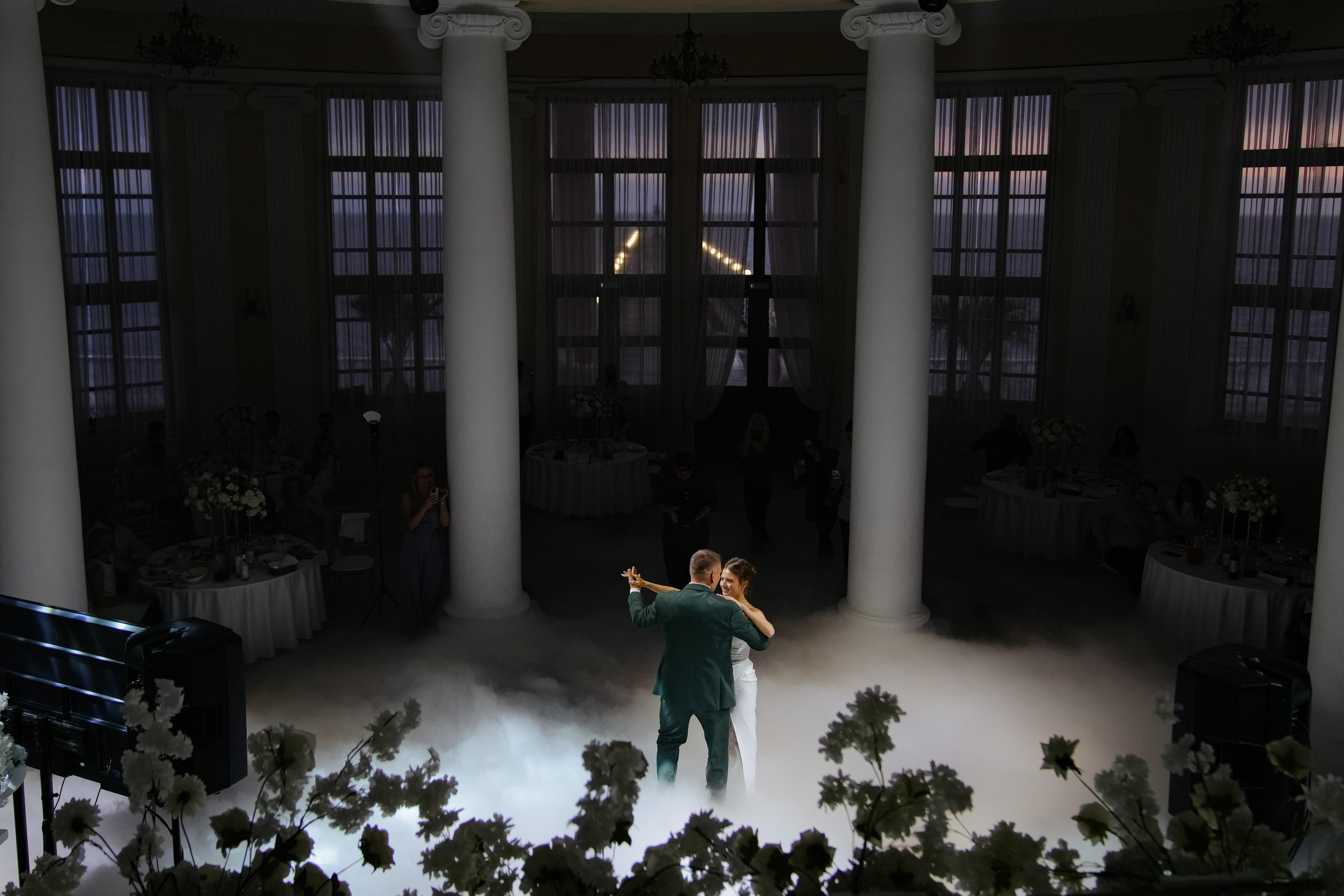 Репортажный фотограф в Сочи и Адлере | Съемка мероприятий, конференций и корпоративов. Свадебный фотограф в Сочи и Адлере — Фотосессии на море и в горах | Виктор Рогулев