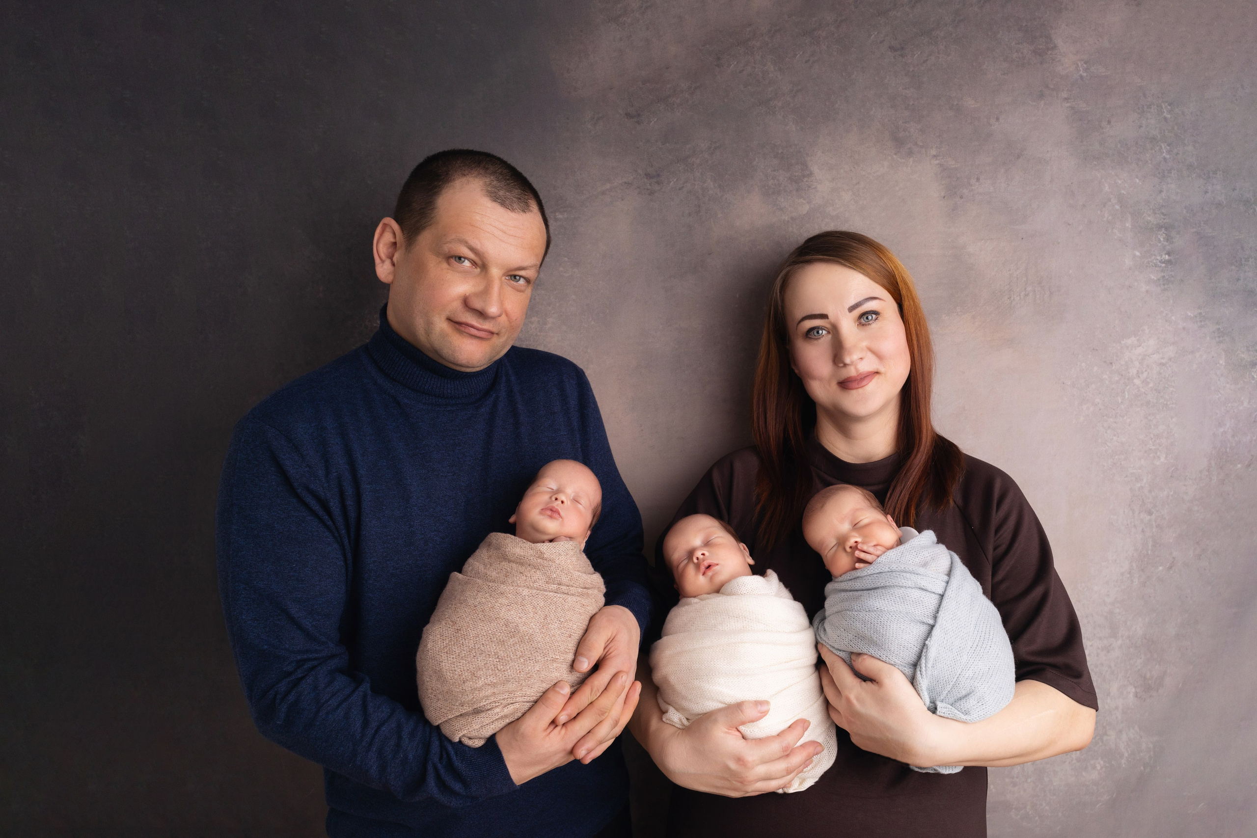 Семейные кадры от Elvira Kamaeva. Фотограф новорожденных малышей в Омске и Омской области Эльвира Камаева