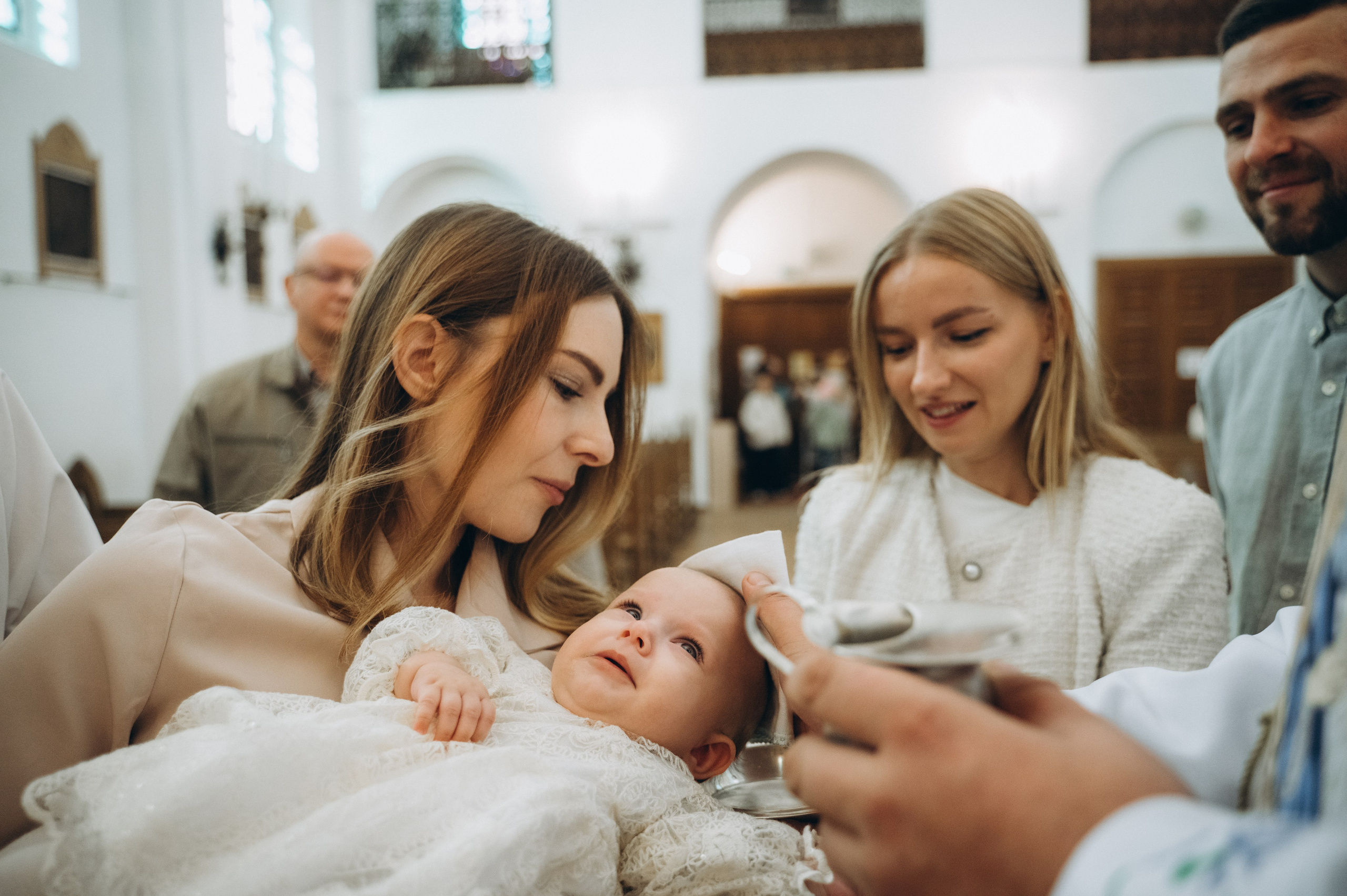 Крещение Эмили (Золотогорский костёл Пресвятой Троицы). Семейный фотограф в Минске Дарья Дреко