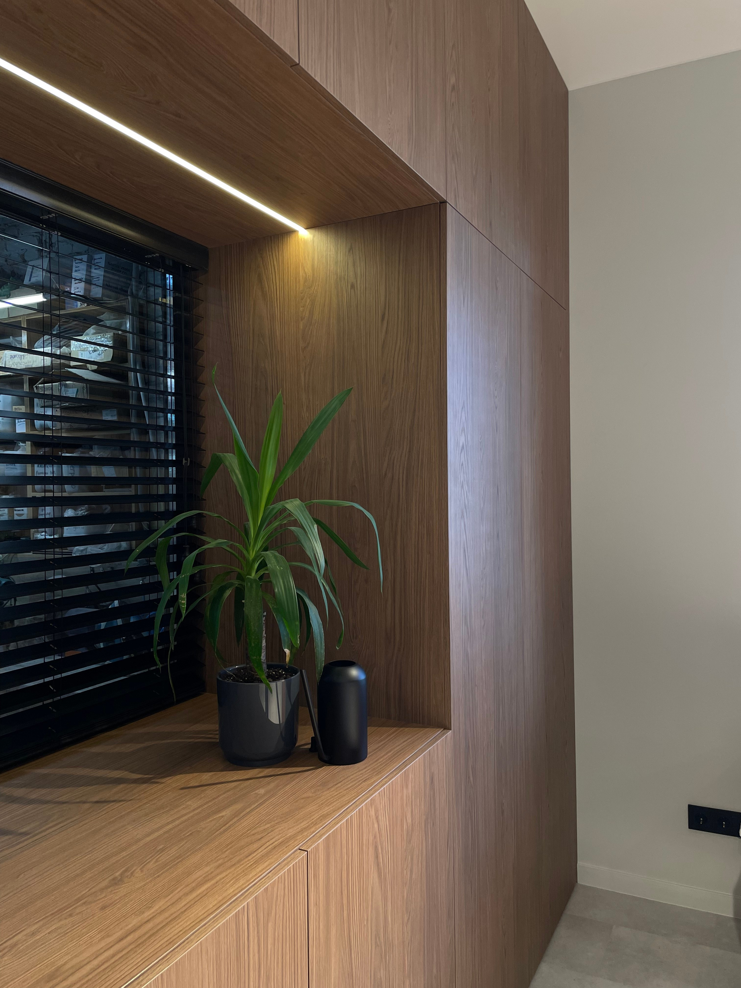 Офис производства FILLINI. Мебель на заказ