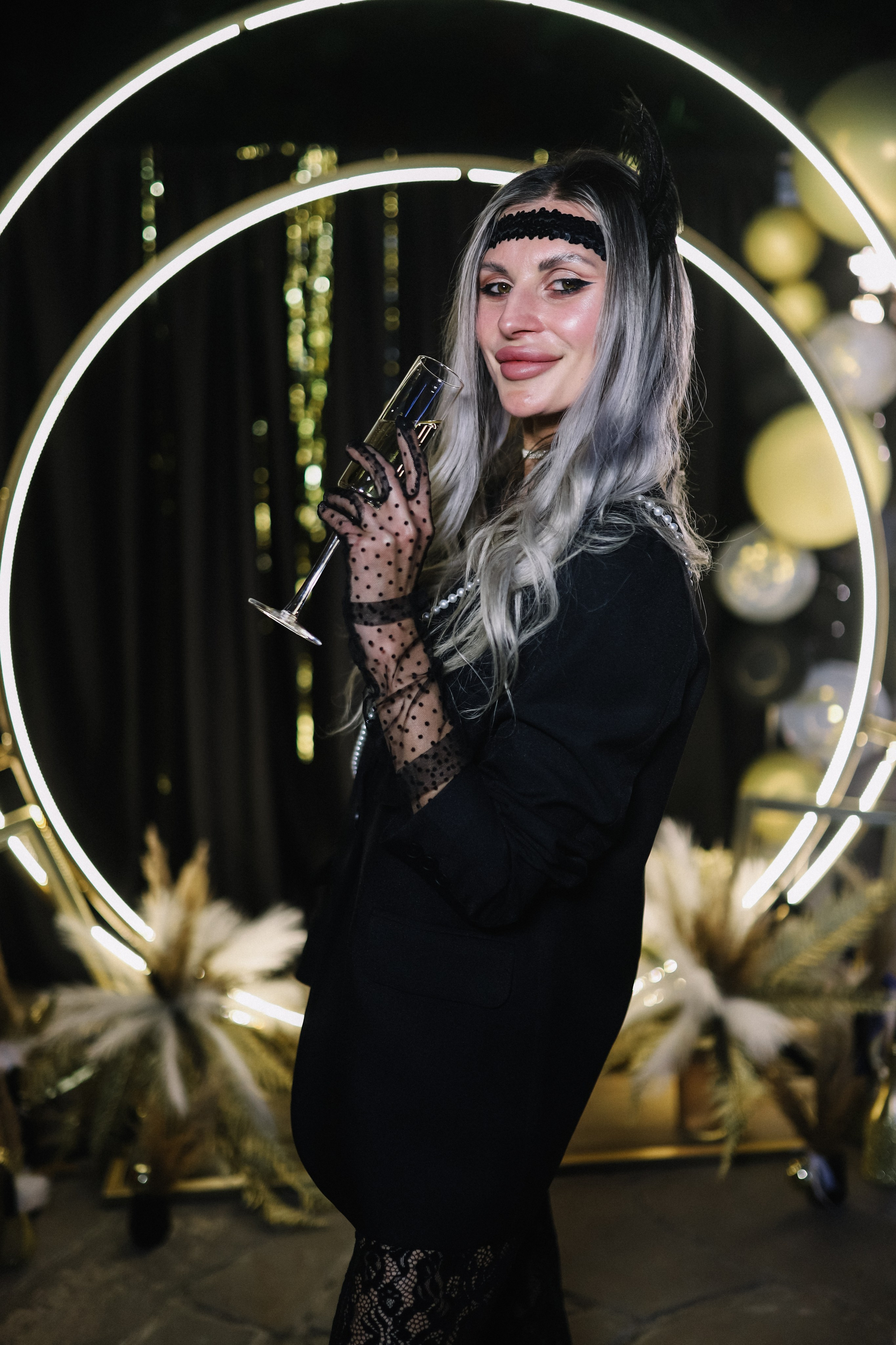 25.Диана и гости