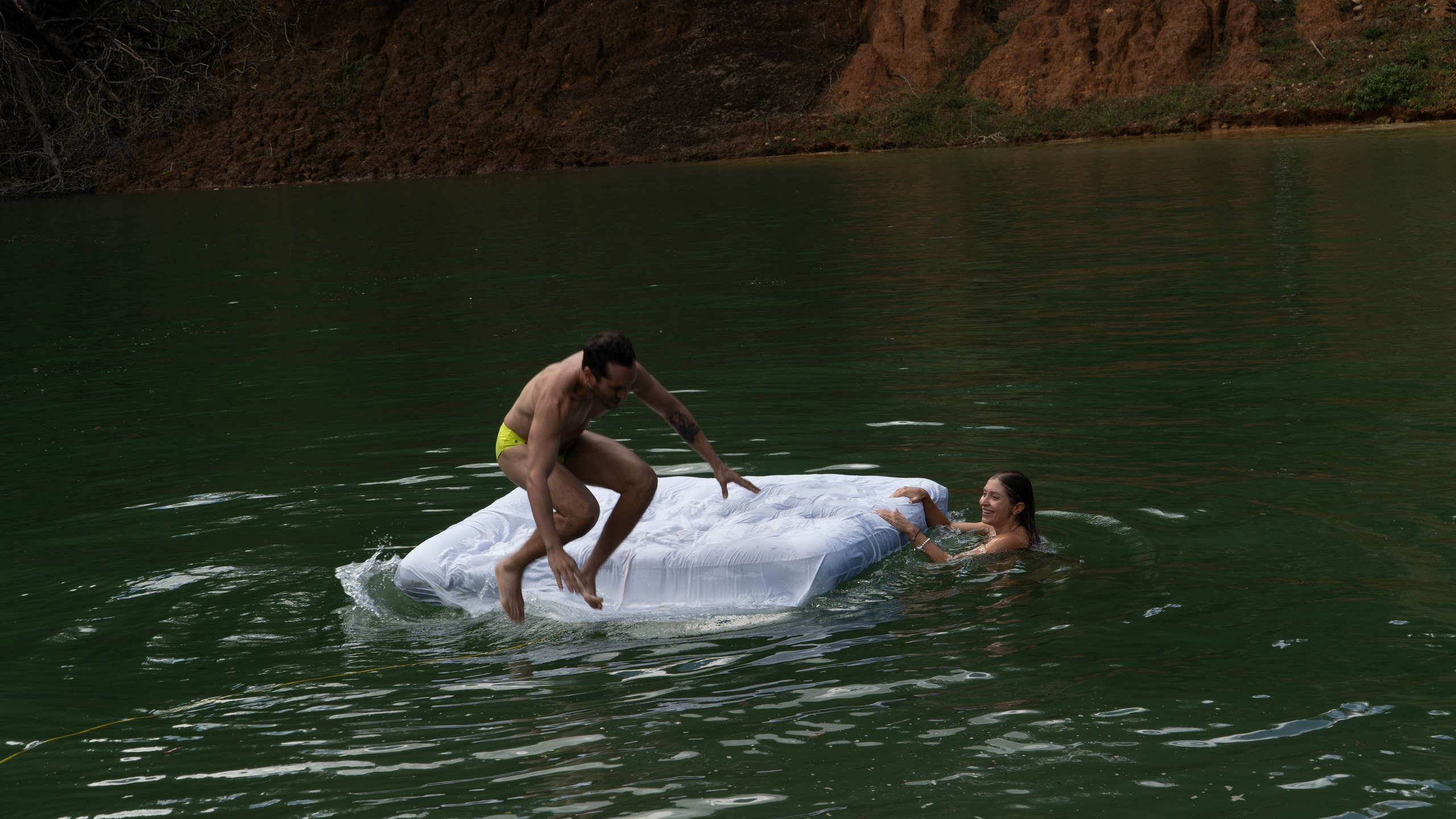 Guatape full. Wedding Photographer in Barcelona and Medellin