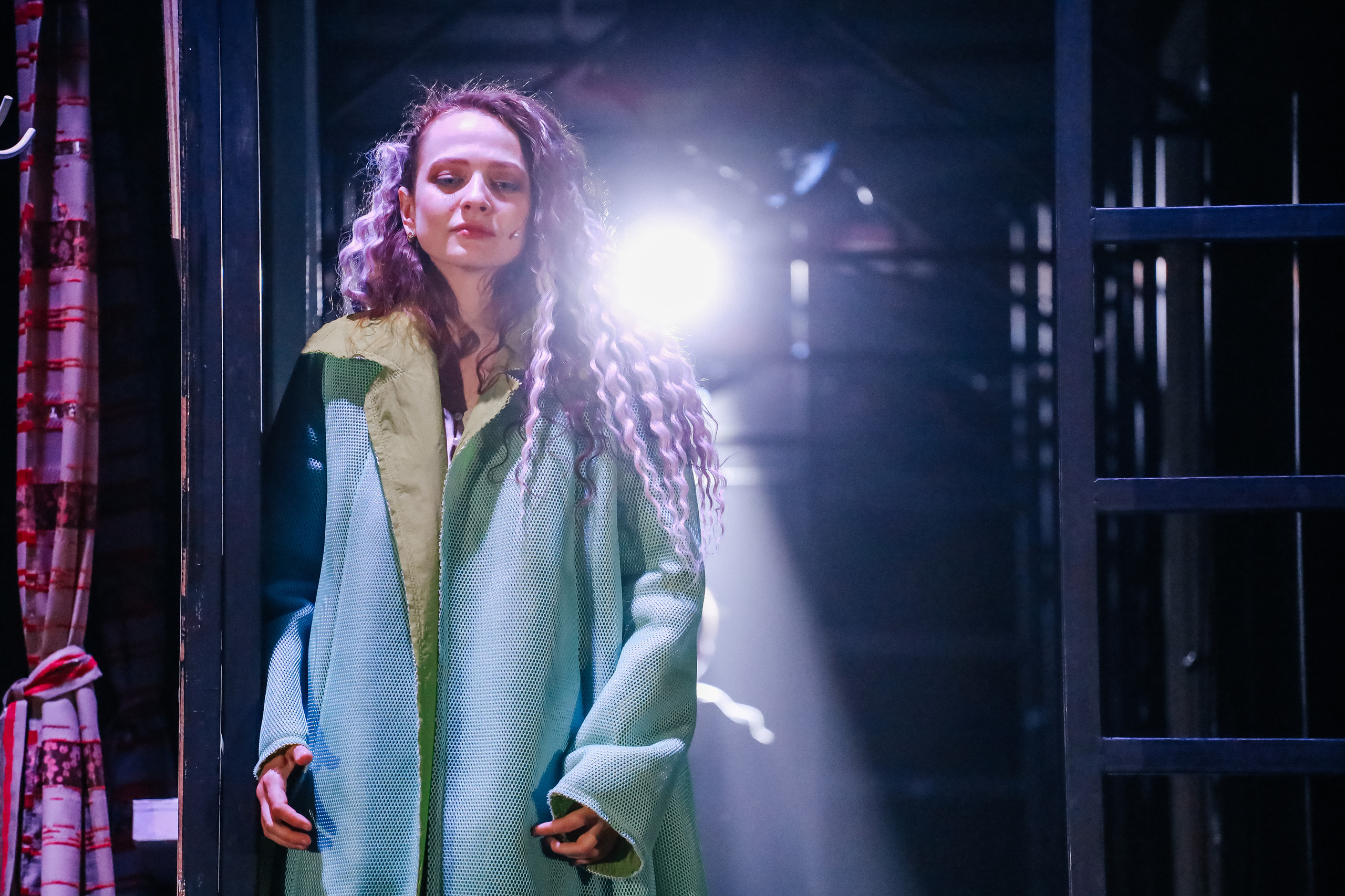 «Коварство и любовь». Молодежный театр Алтая. Режиссёр Алексей Серов. Фоторепортаж. Театральная фотосъёмка