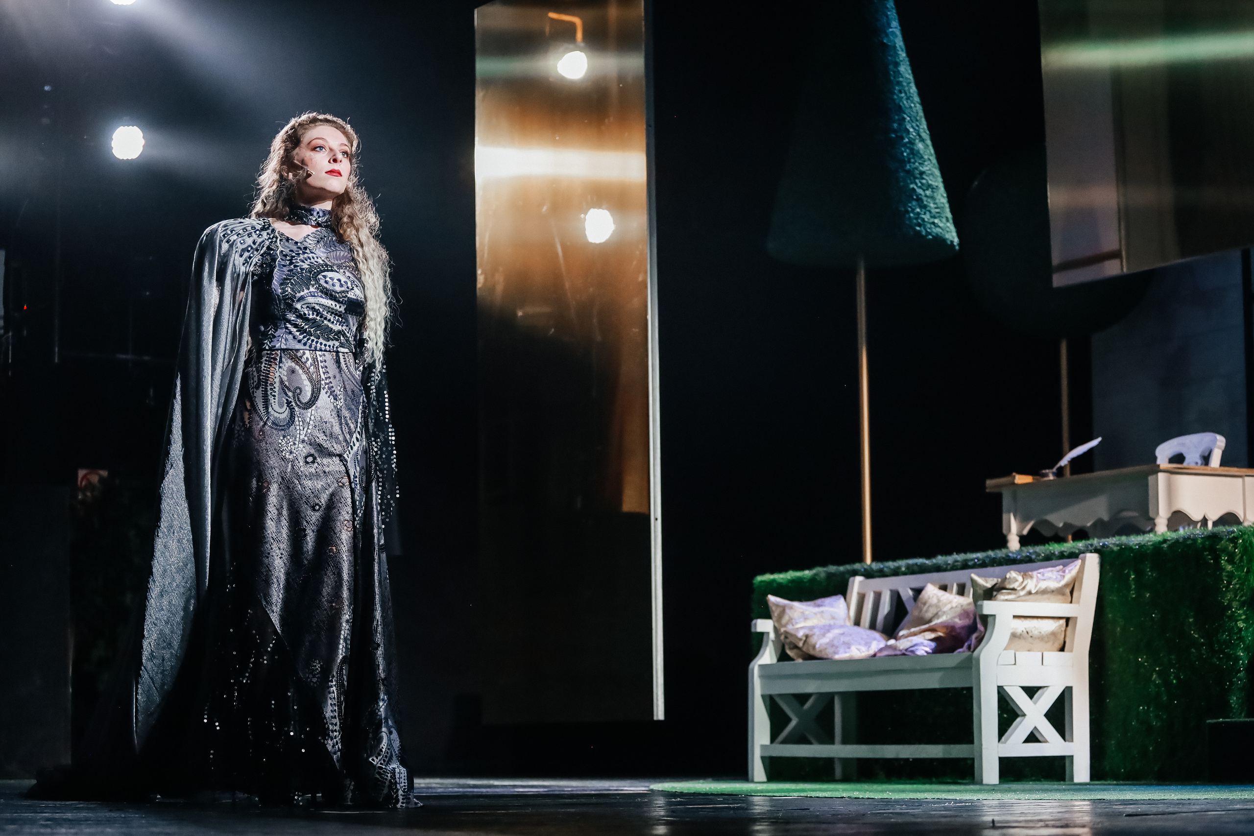 «Коварство и любовь». Молодежный театр Алтая. Режиссёр Алексей Серов. Фоторепортаж. Театральная фотосъёмка