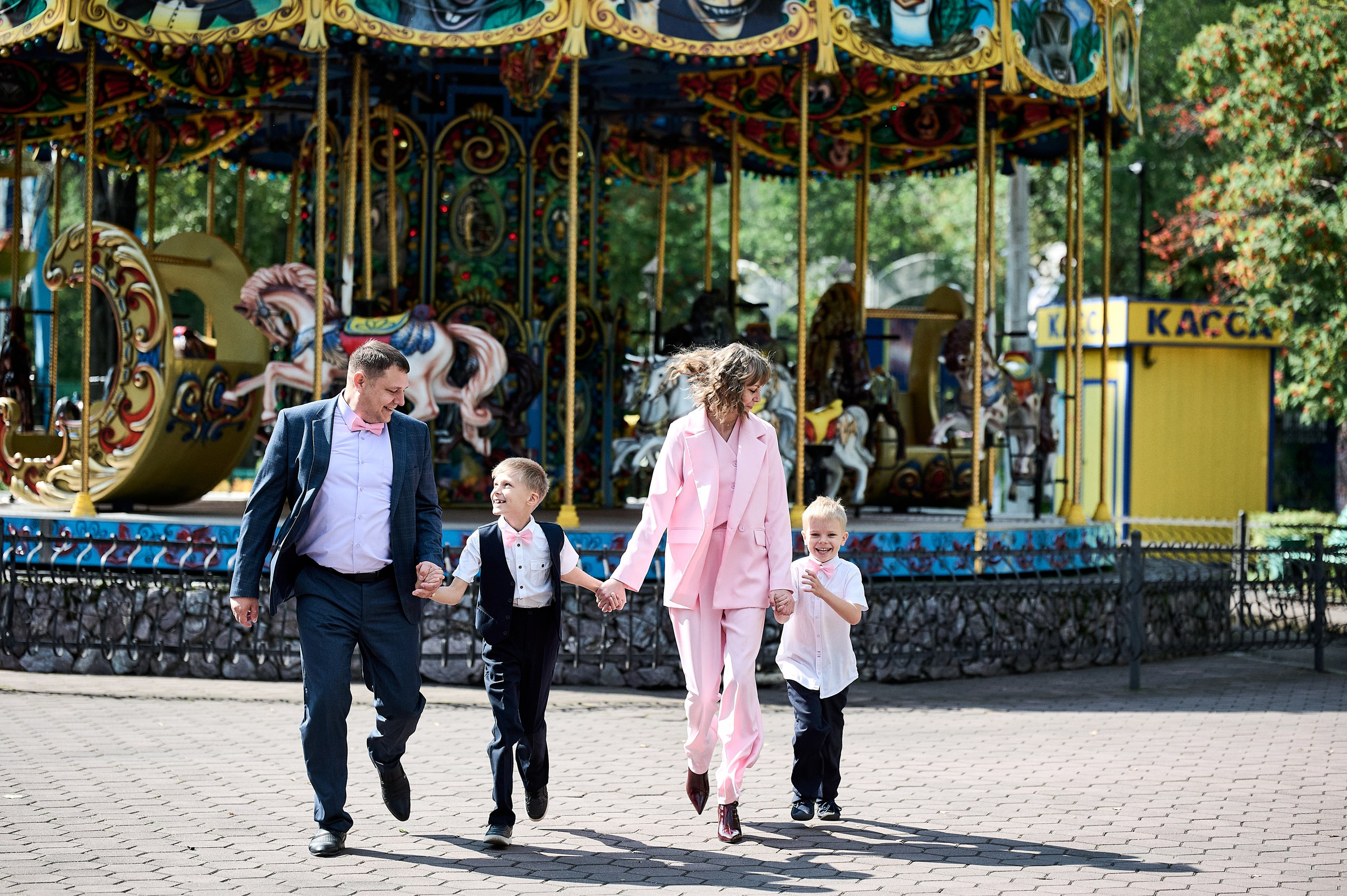 Семейная фотосессия в парке Гагарина, Новокузнецк — фотограф Иван Третьяков